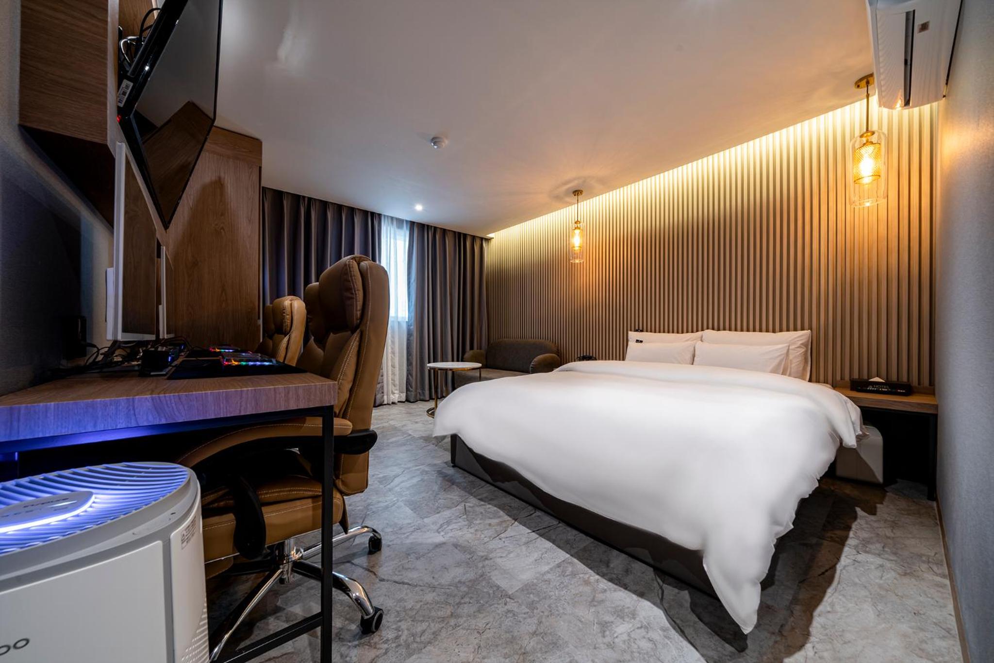Deluxe Room - Photo 1