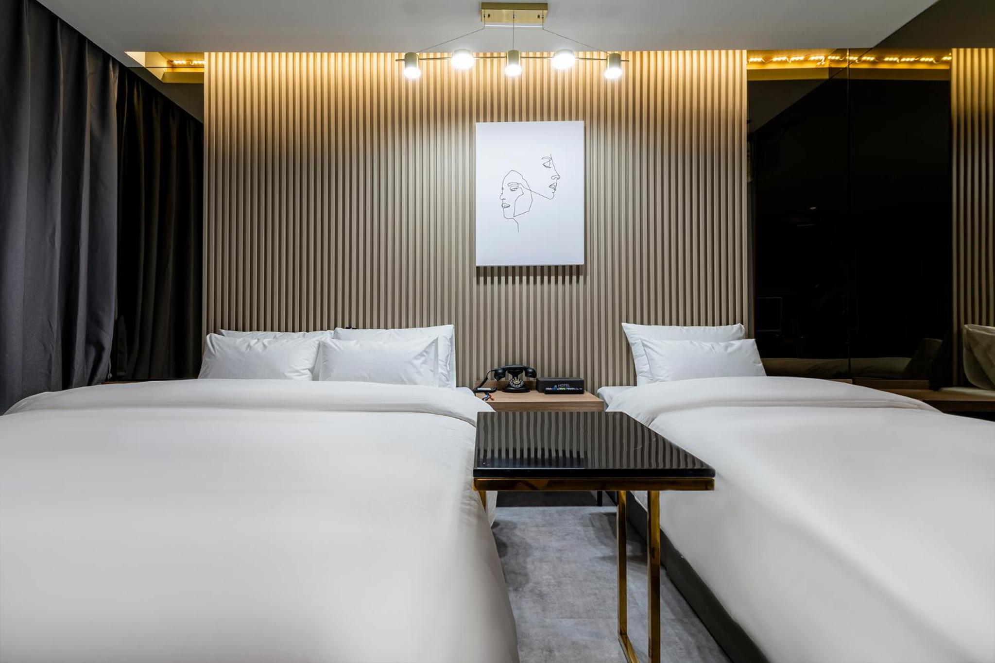 Superior Twin Room - Photo 7