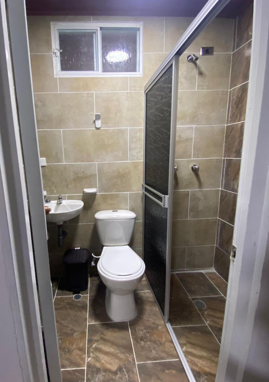 Family Room with Private Bathroom photo 2
