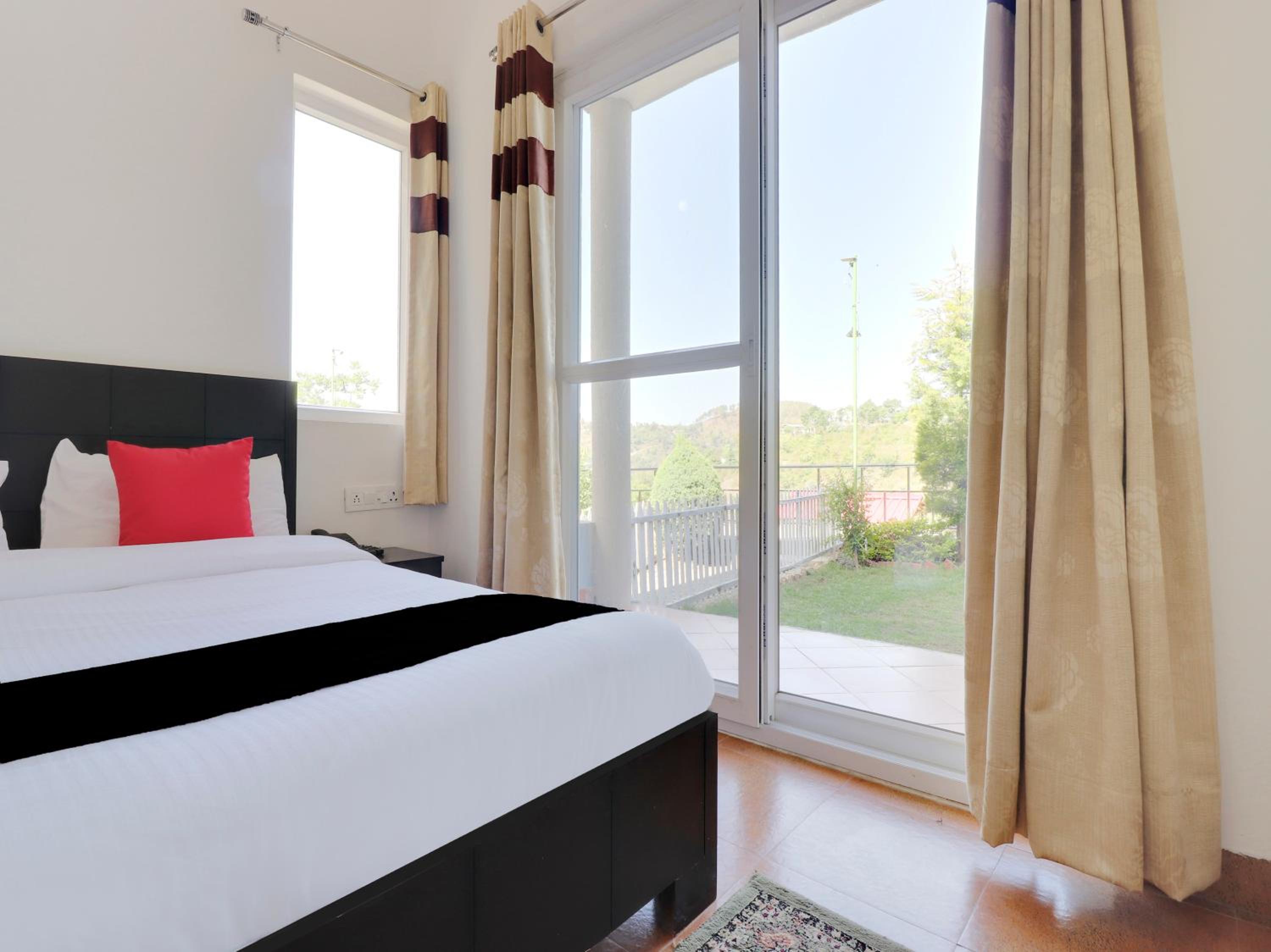 Junior Suite With Mountain View photo 1
