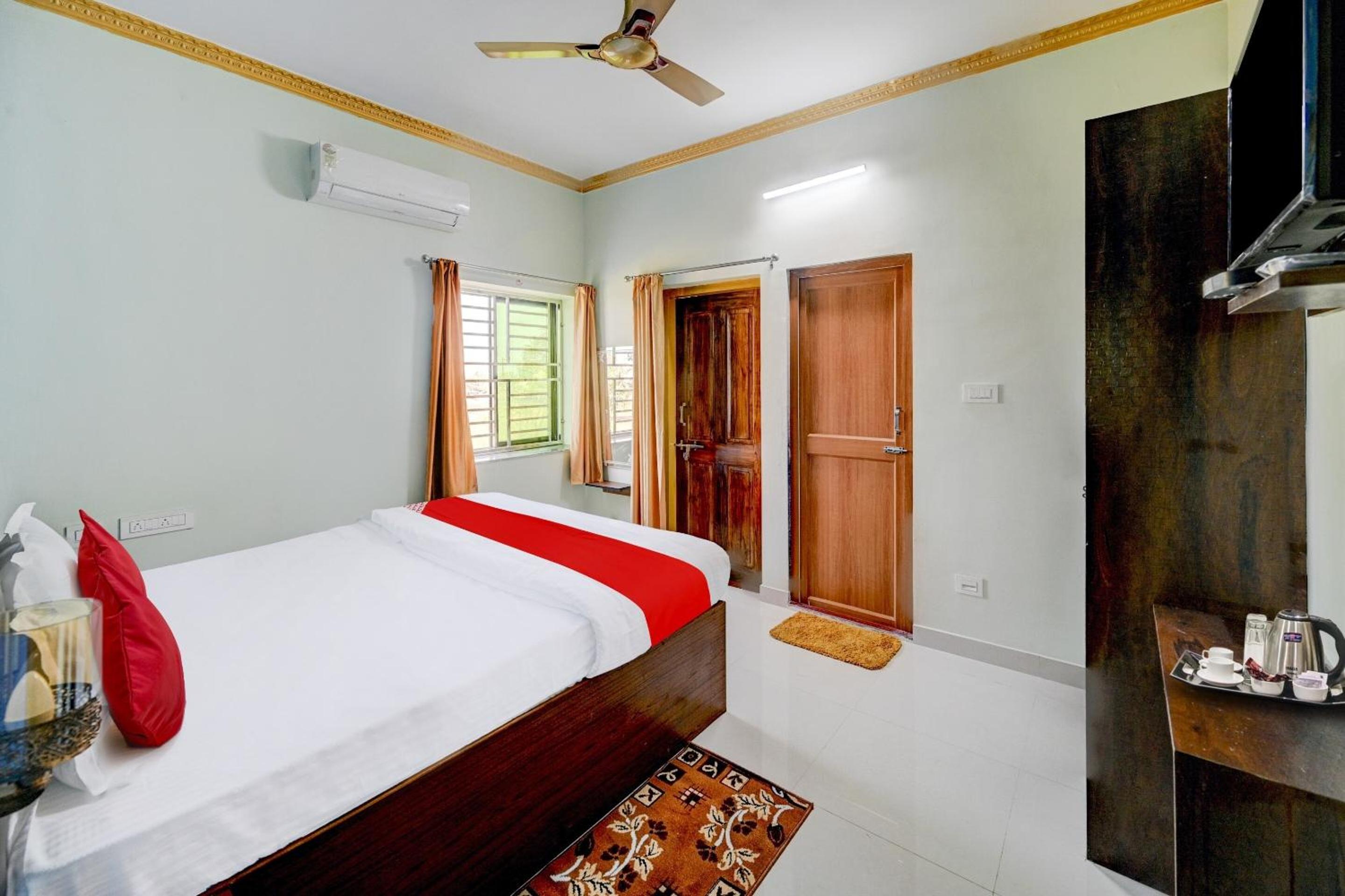 Small Single Room photo 3