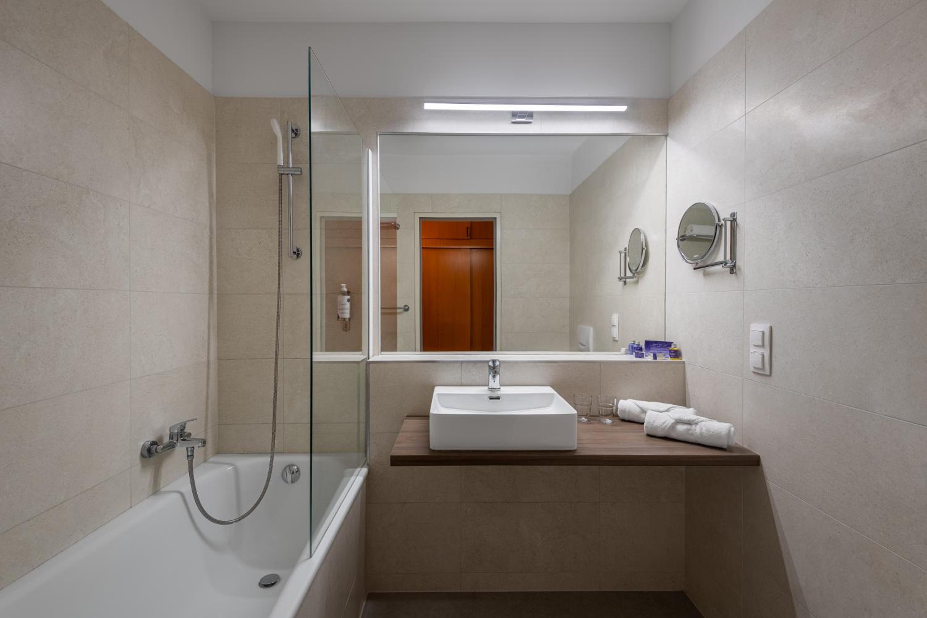 Standard Premium Room photo 3