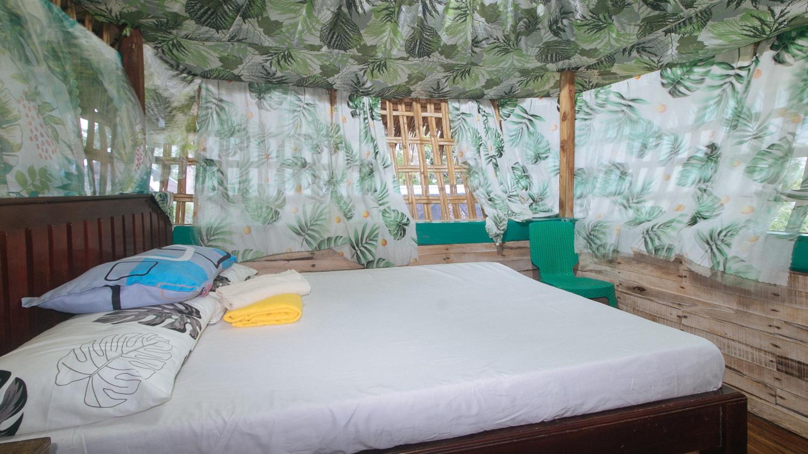 Deluxe Suite - Photo 14