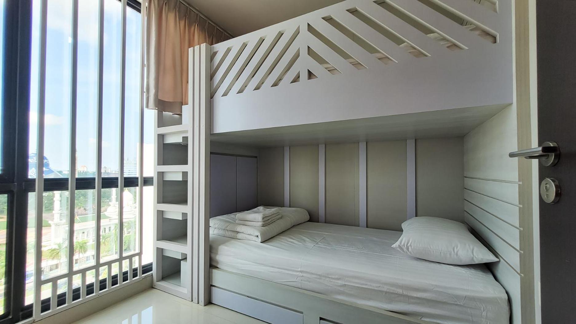 Suite with Mountain View - Photo 3