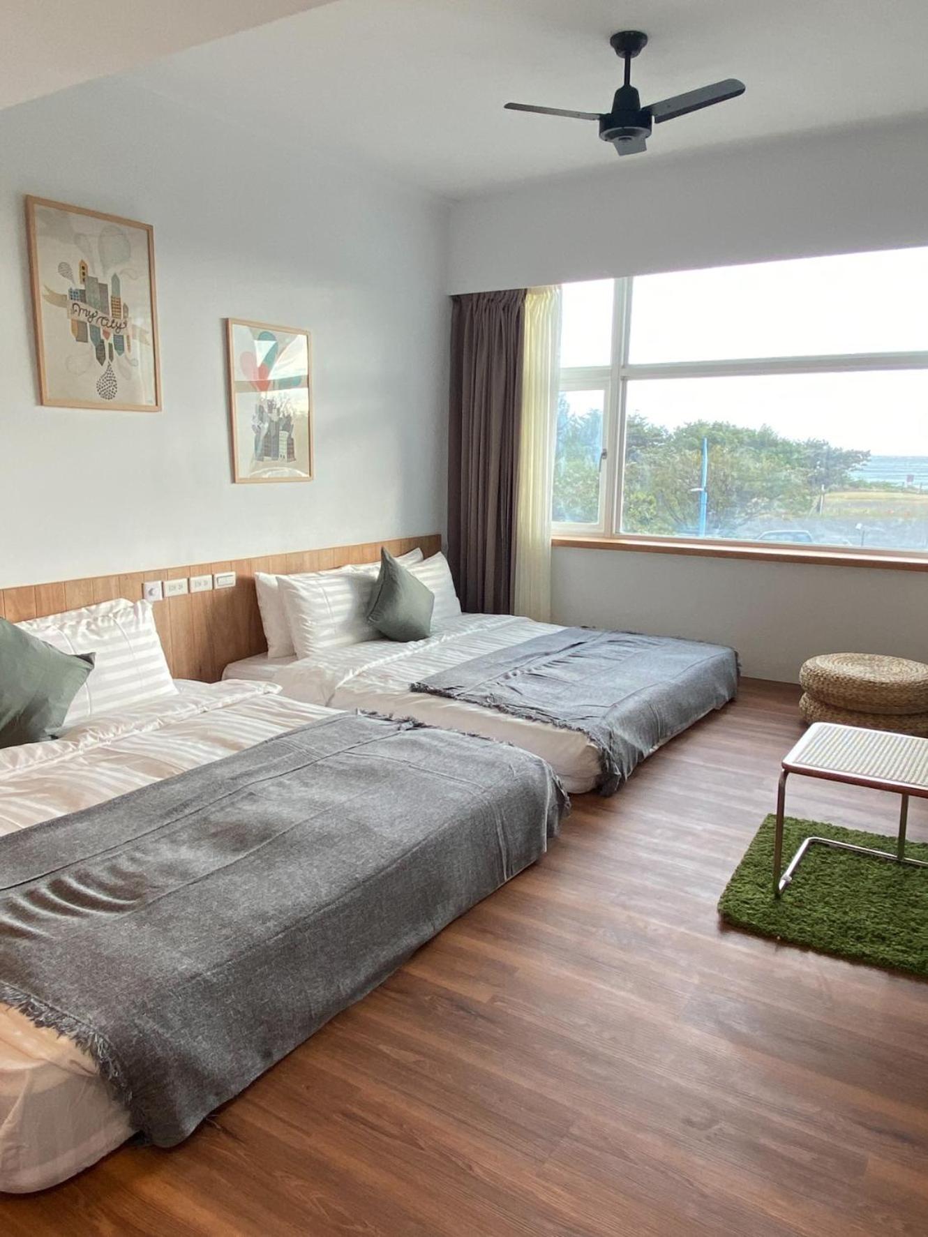 Quadruple Room with Sea View photo 2