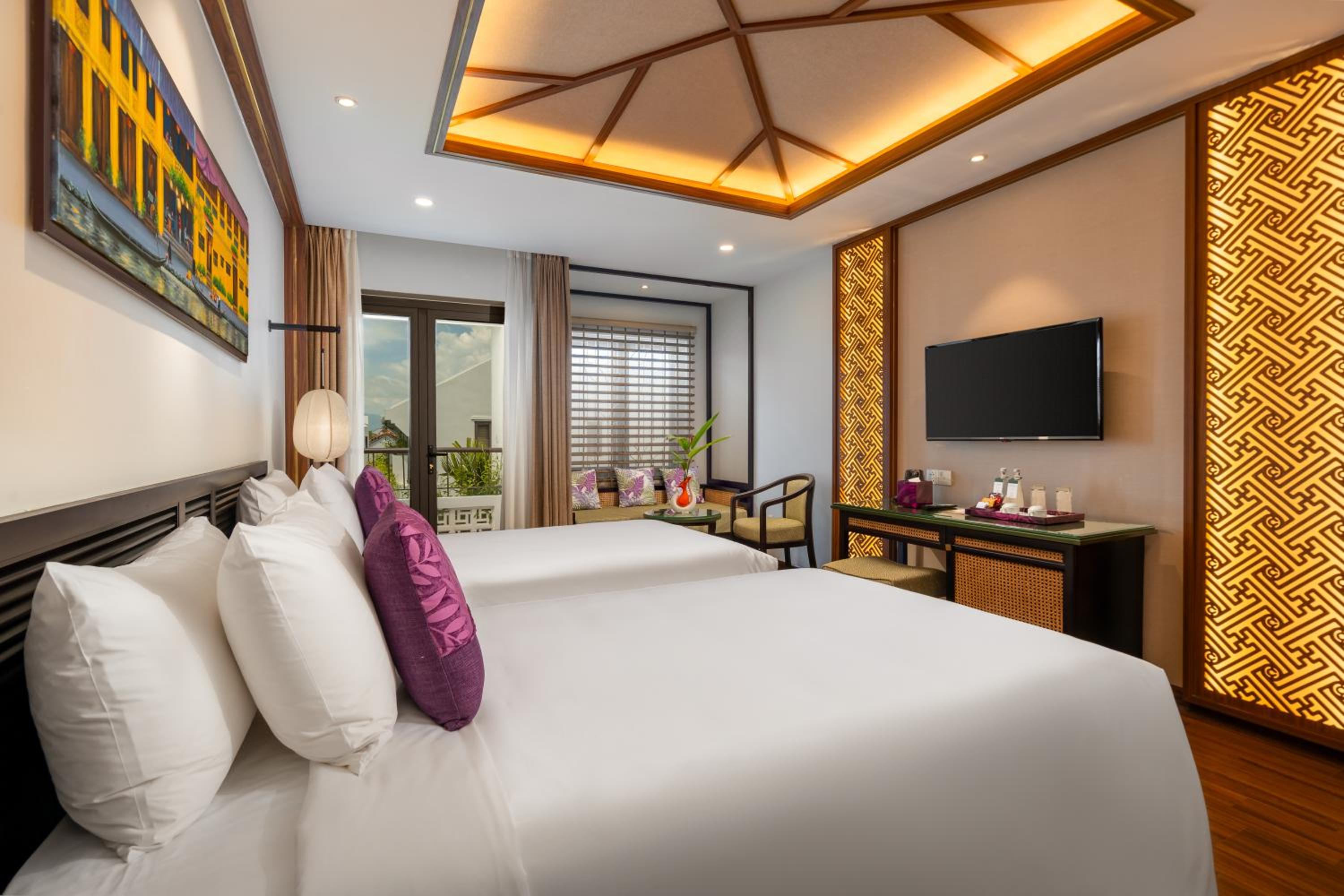Deluxe Twin Room with Balcony - Complimentary Daily Mini-bar - Photo 2