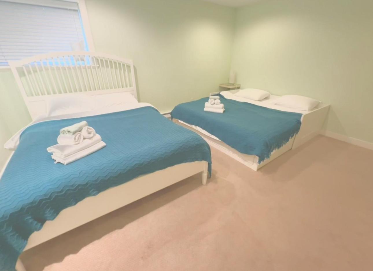 Two-Bedroom House photo 3
