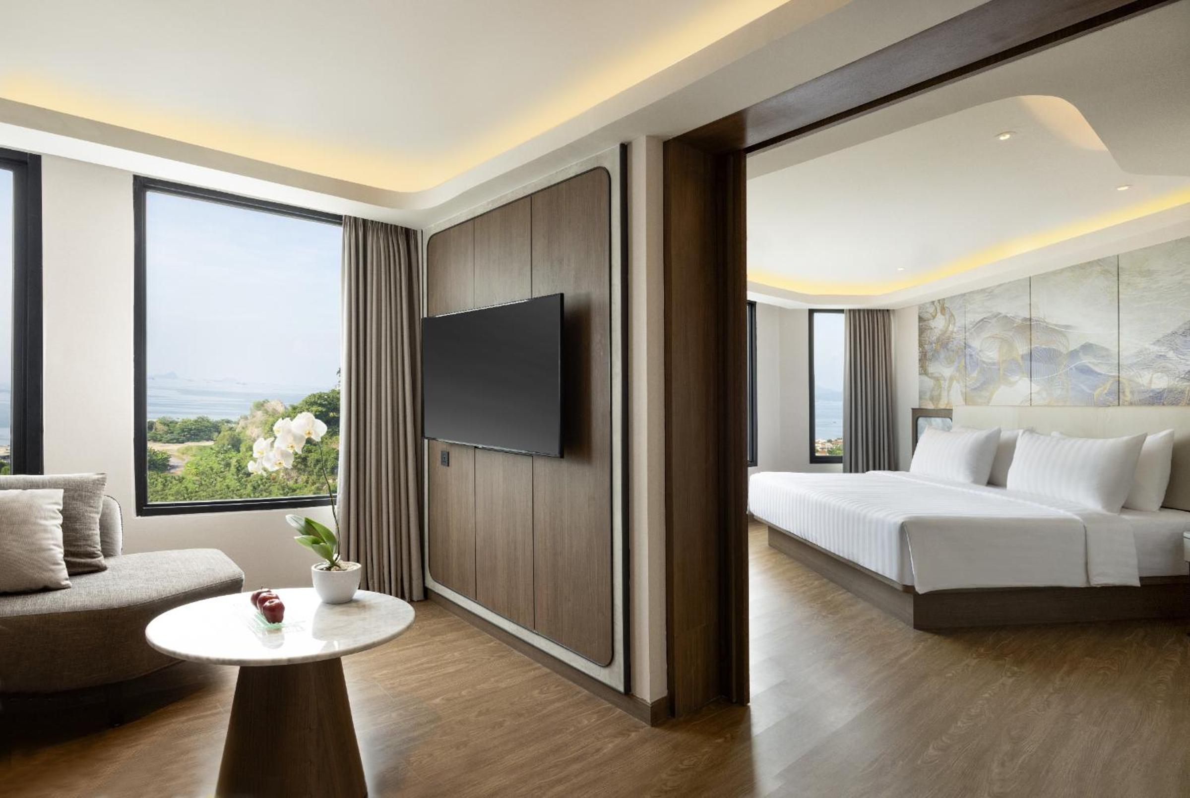 Santika Suite - Photo 7