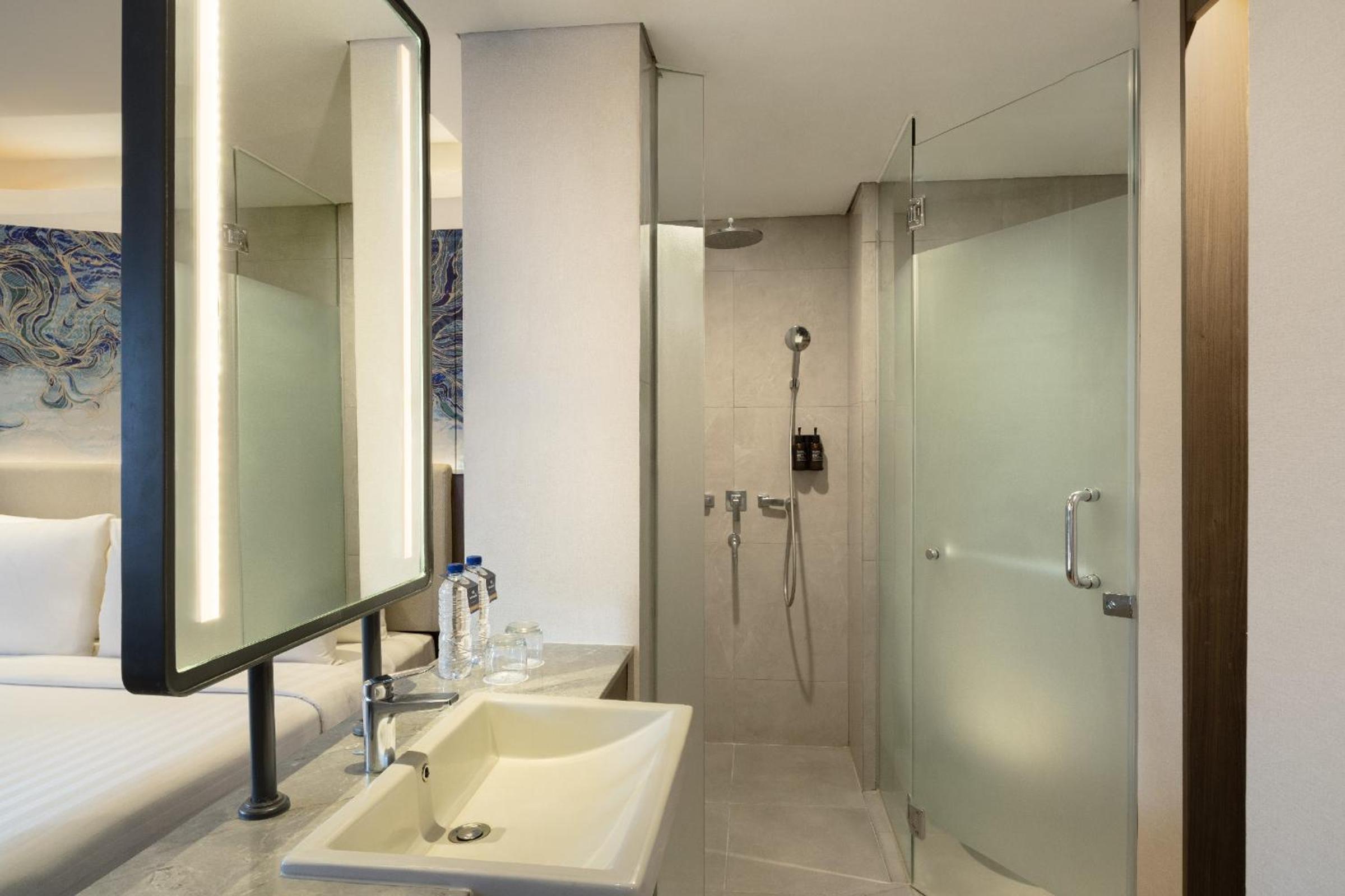 Executive King Room - Photo 2