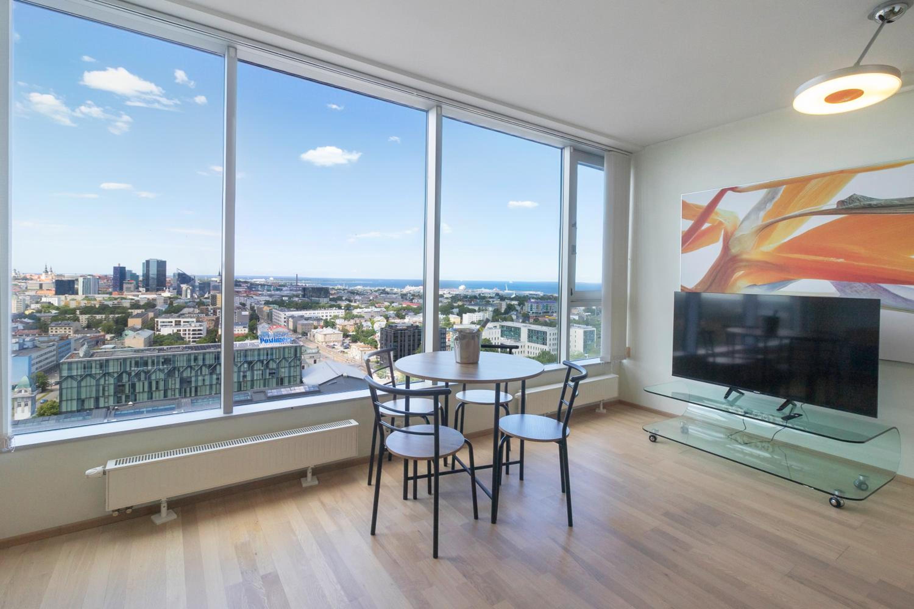 One-Bedroom Apartment with Sea View
