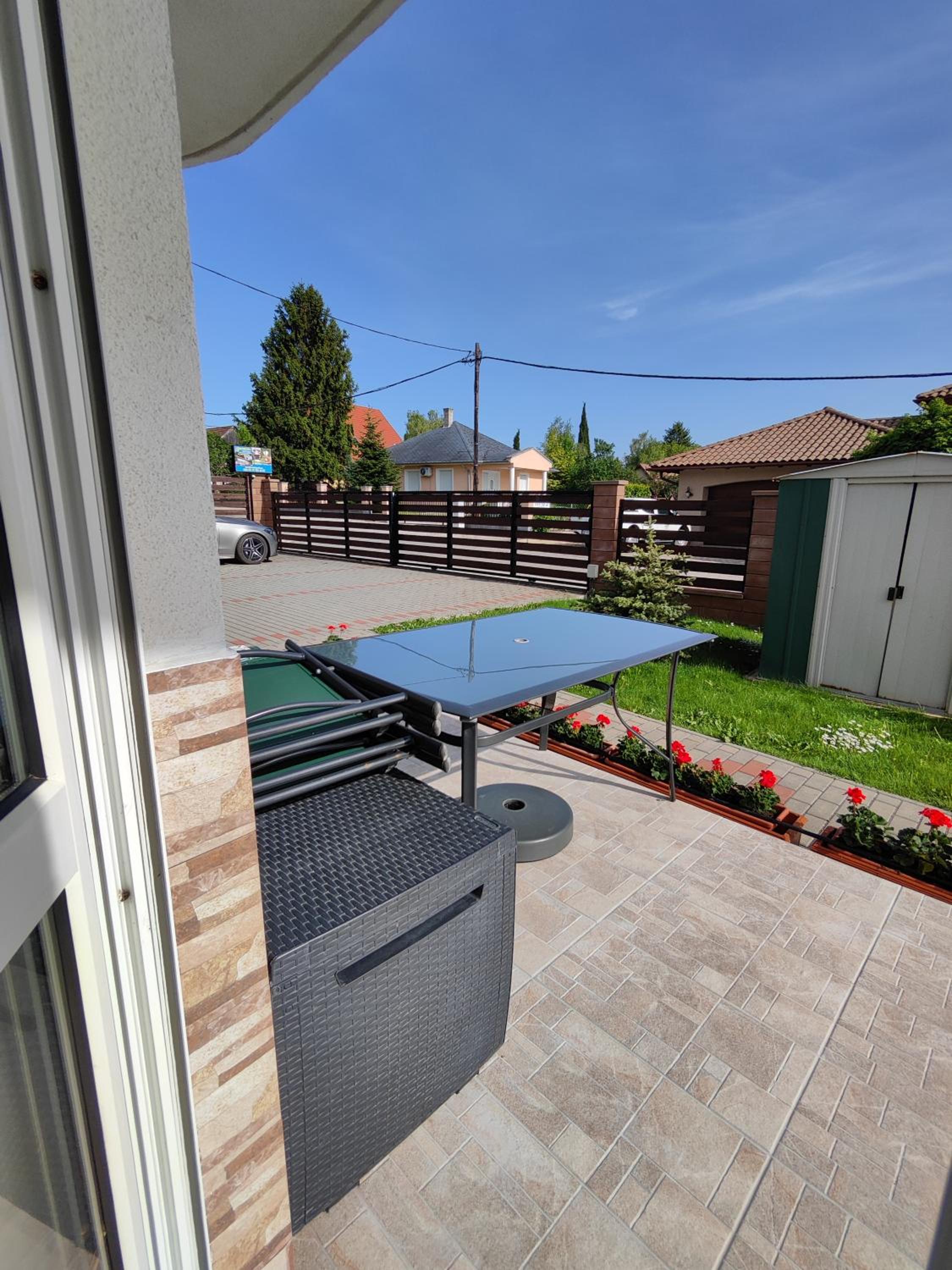 Apartment with Terrace photo 3