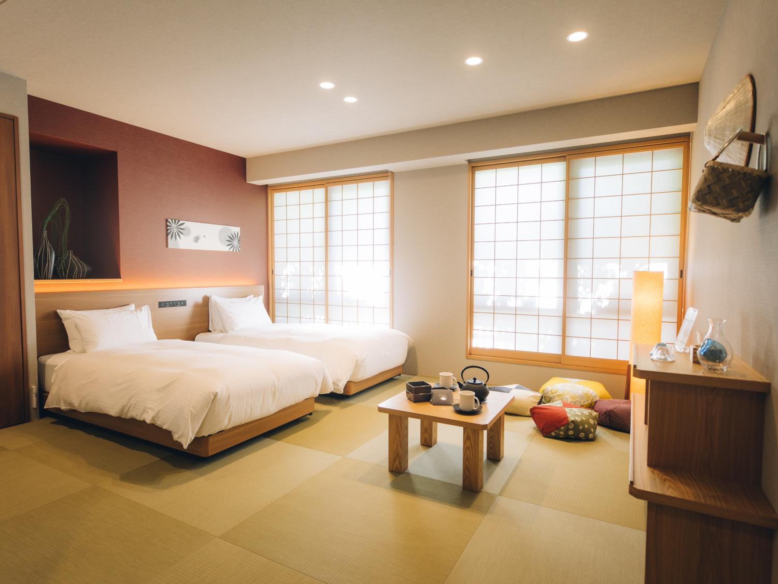 Three-Bedroom Japanese Suite photo 3