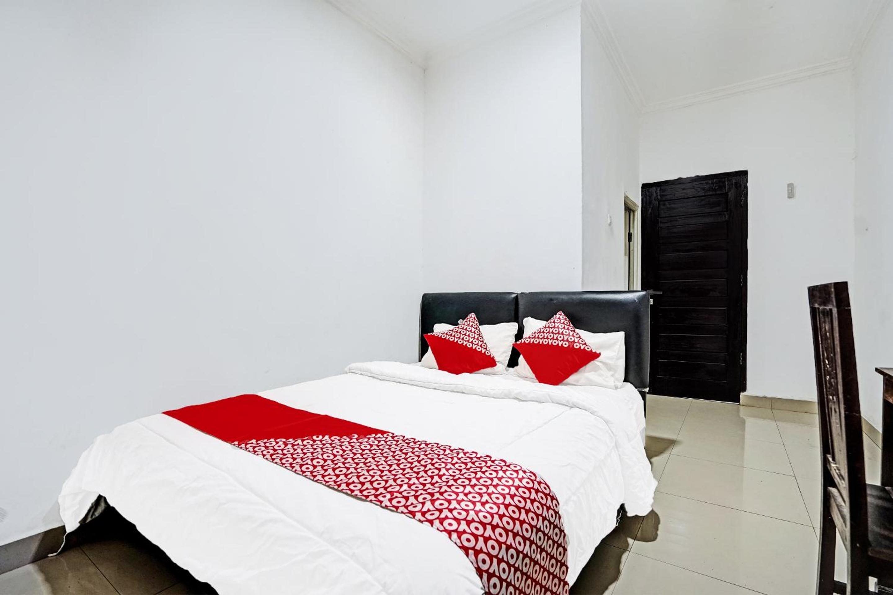 Standard Double Room photo 3