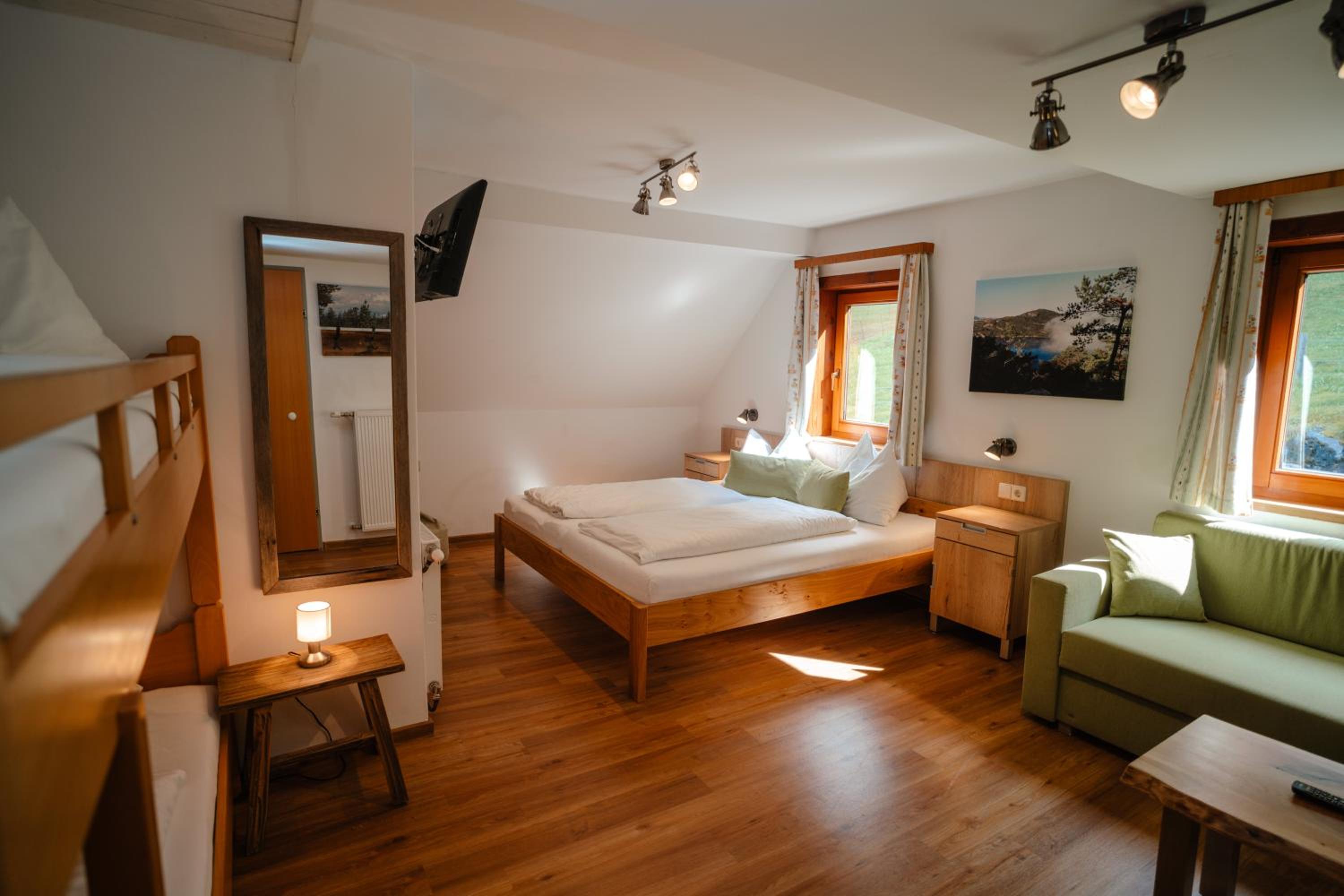 Comfort Quadruple Room photo 1
