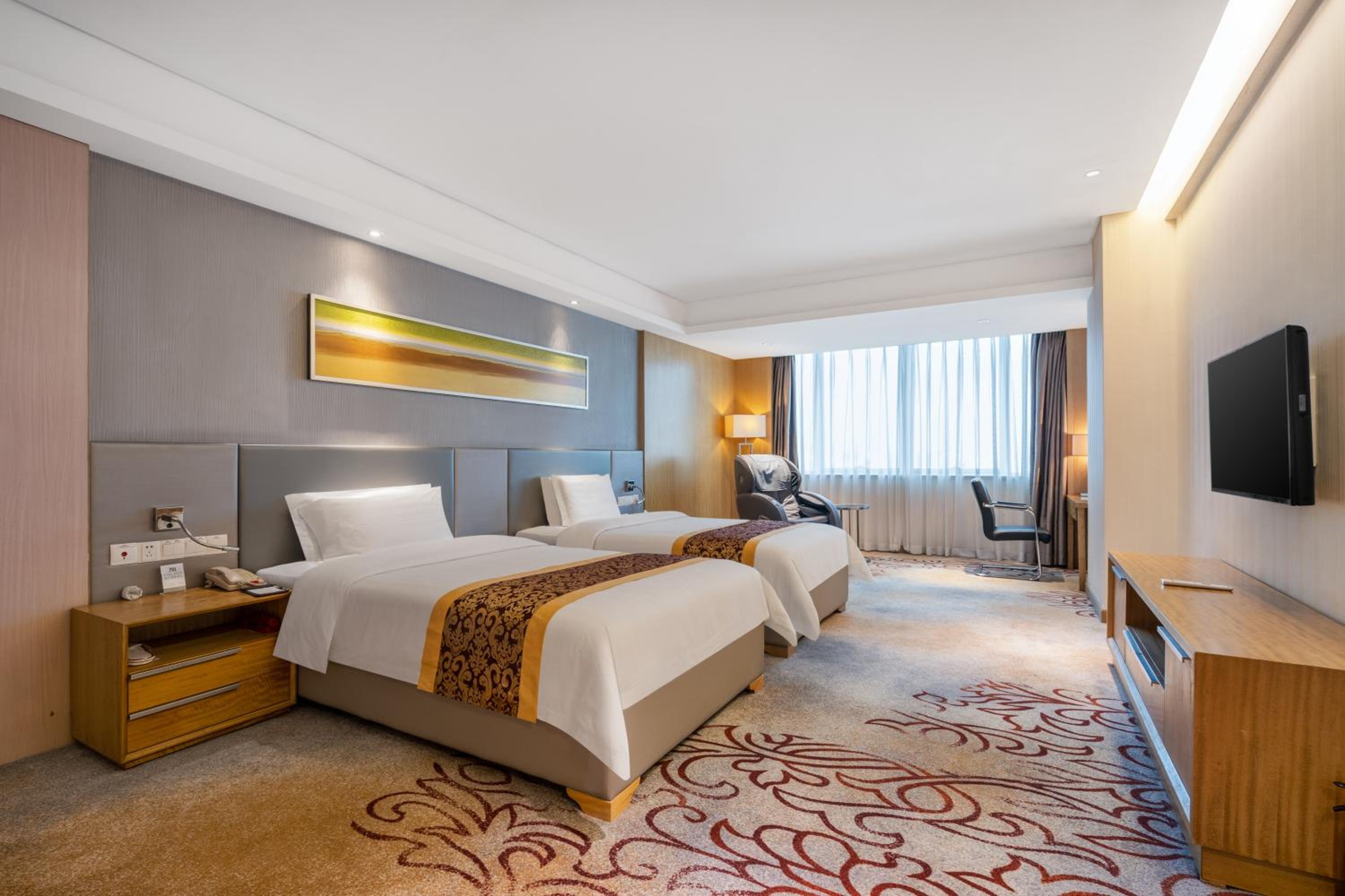 Twin Room with View