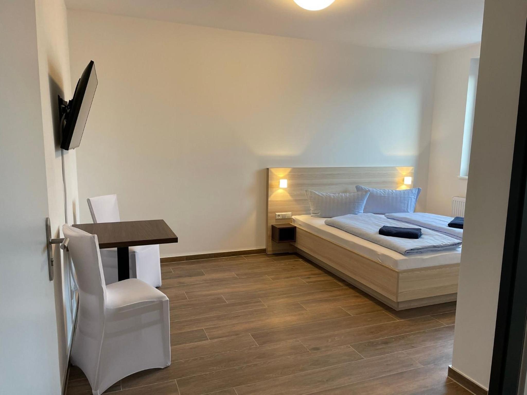 Double Room with Private Bathroom photo 3
