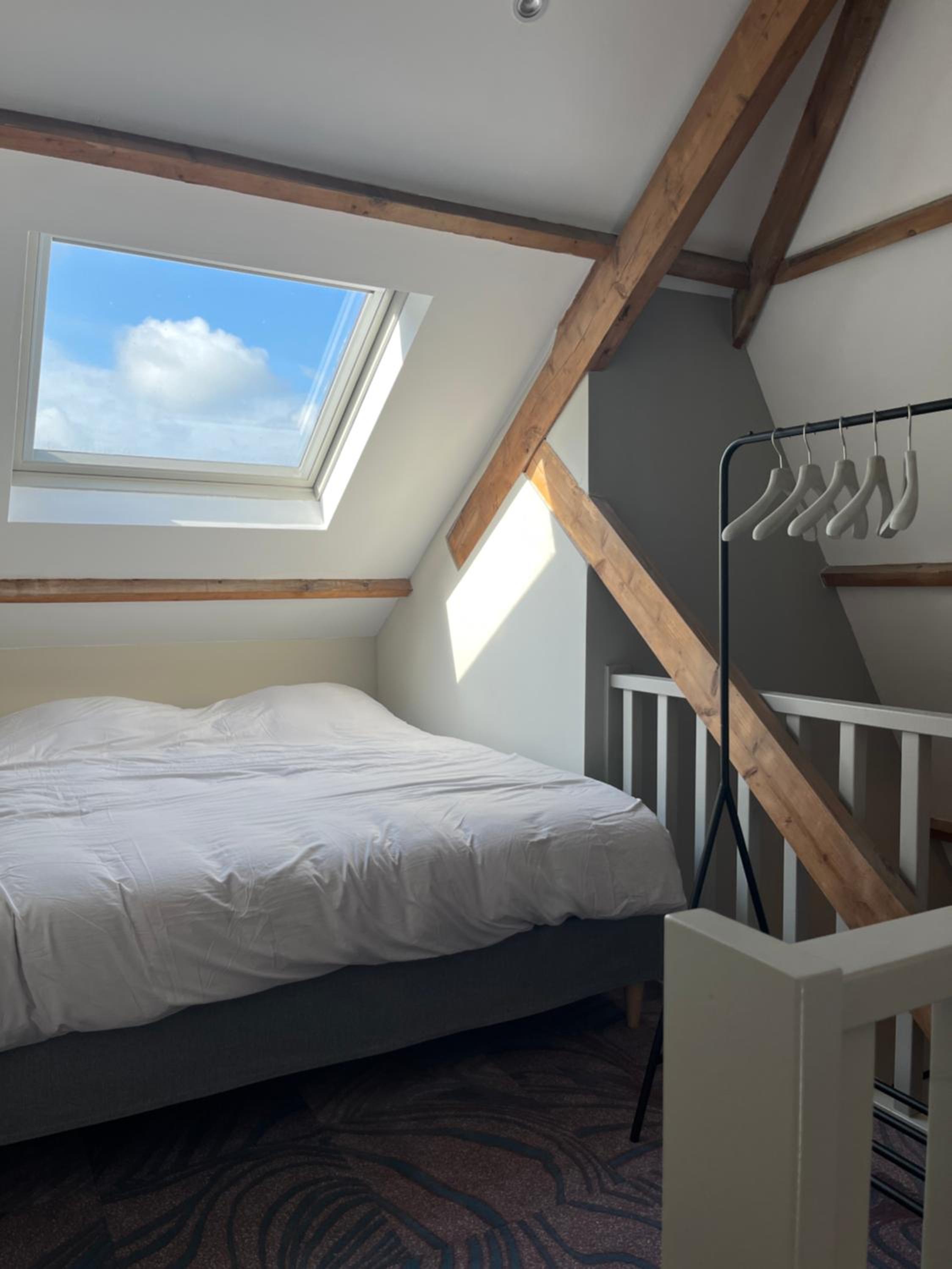 One-Bedroom Apartment with City View photo 1