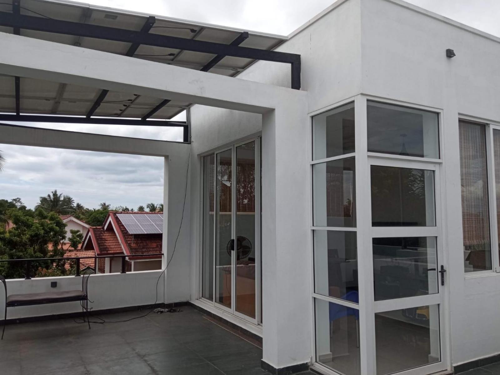 Villa photo 3