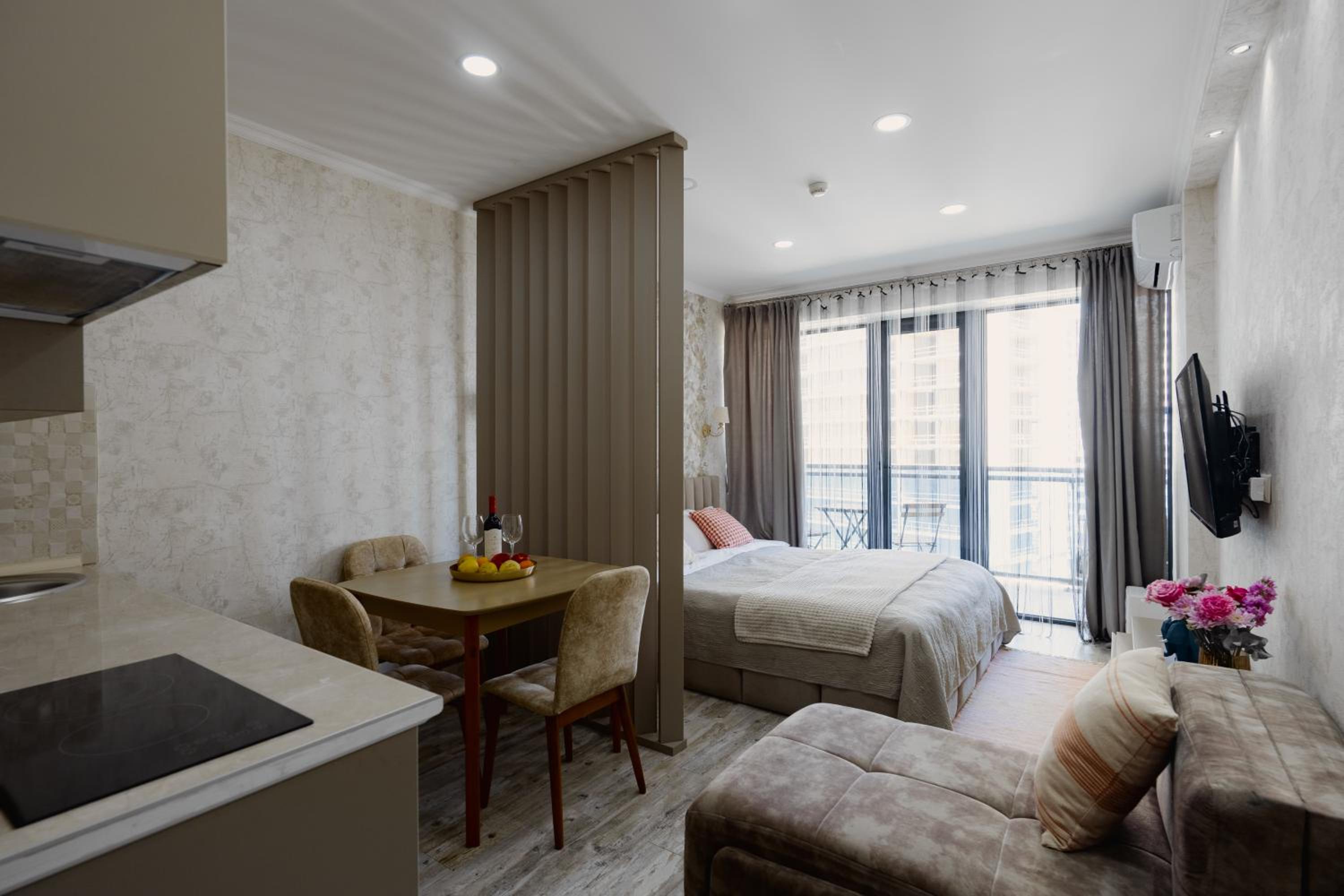 Studio Apartment with Balcony