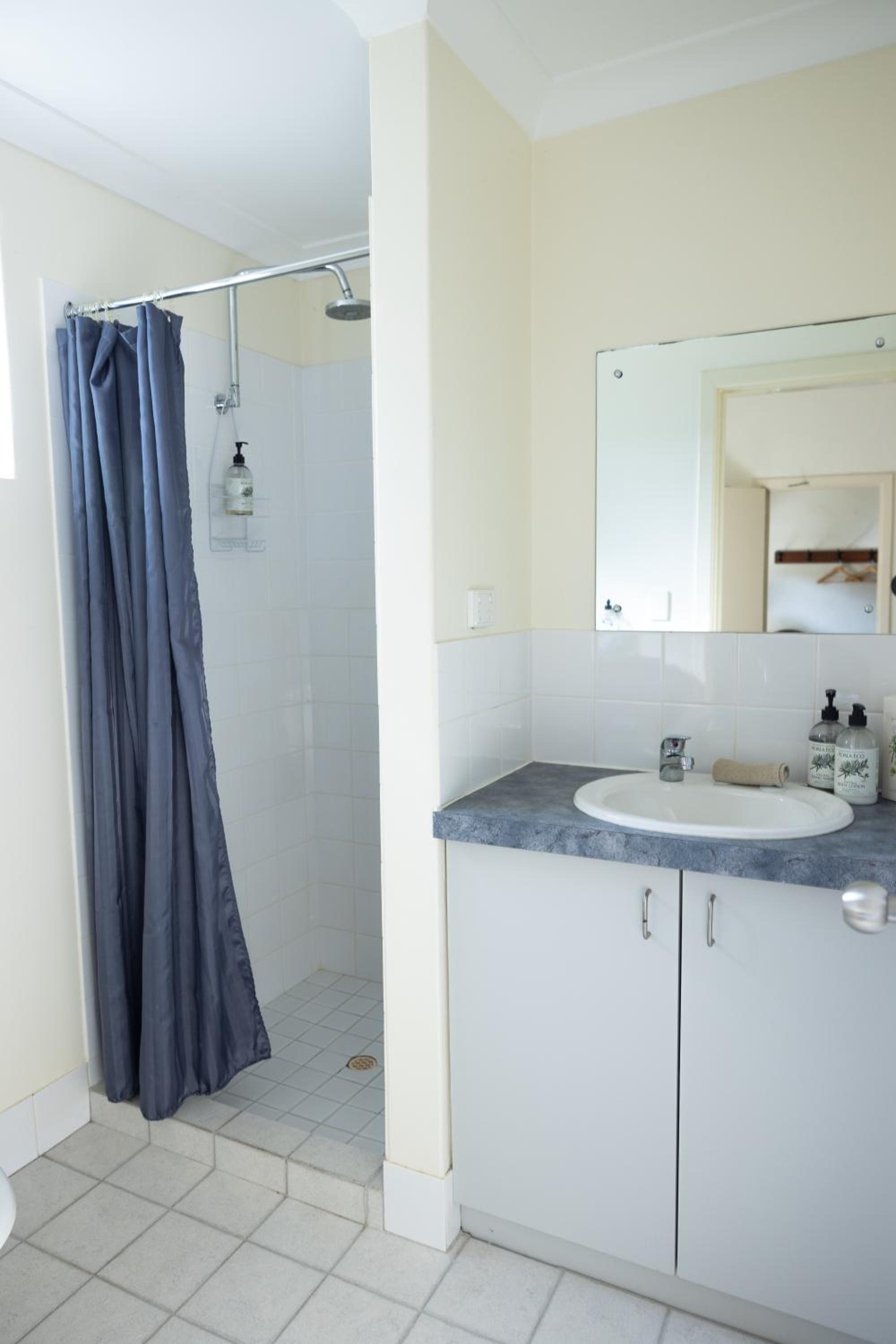 Family Room with Bathroom photo 2