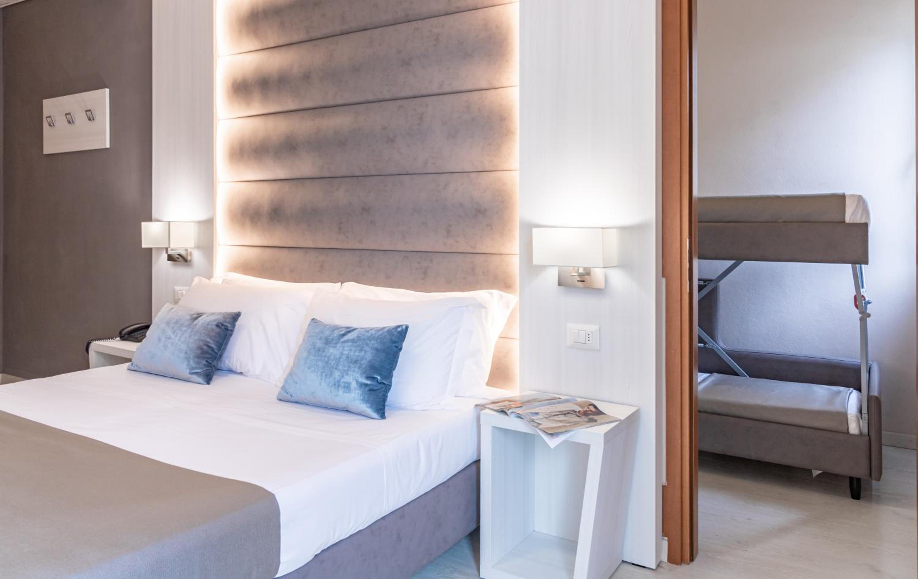 Standard Quadruple Room photo 1
