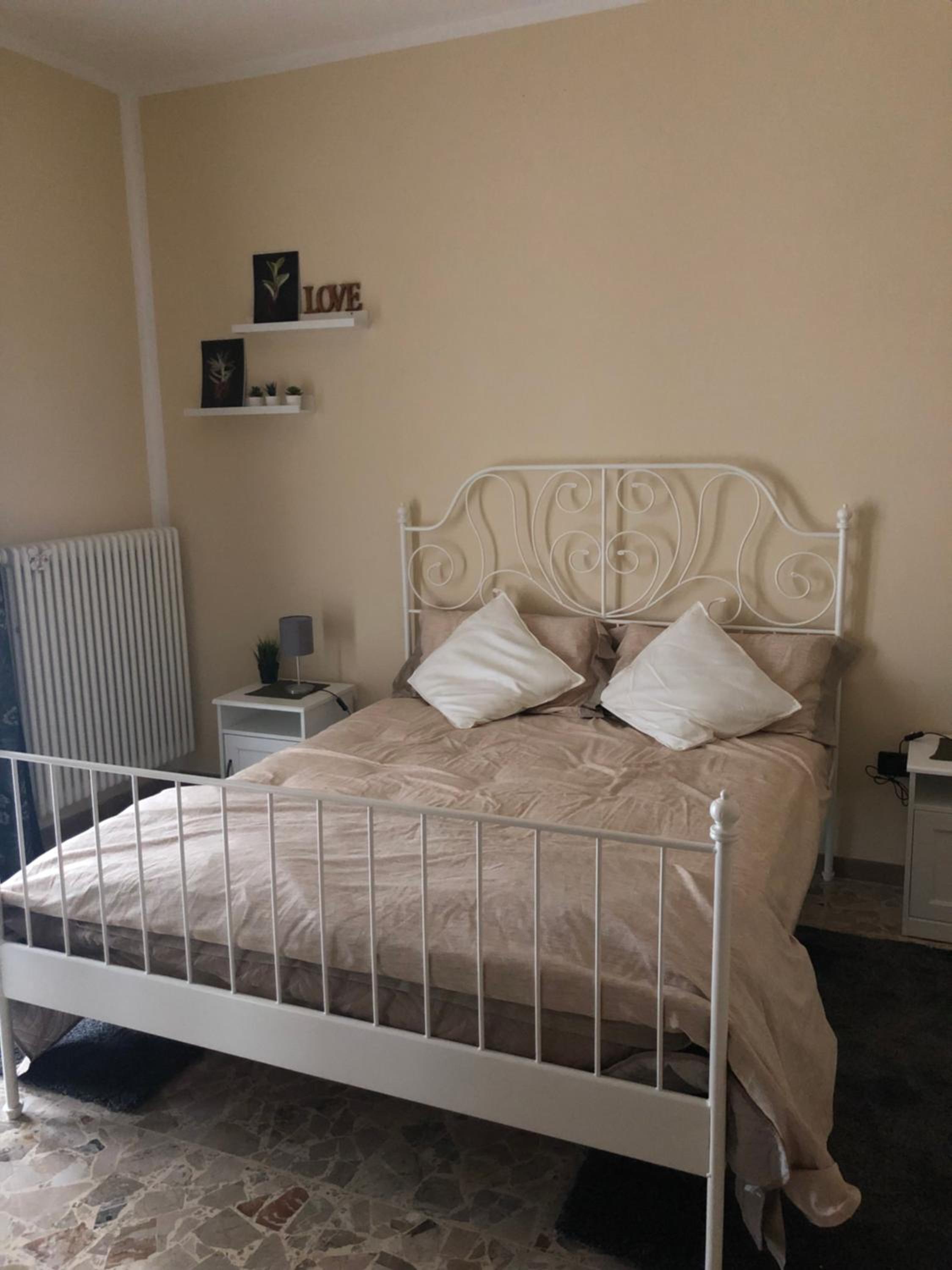 Double Room with Private Bathroom photo 3