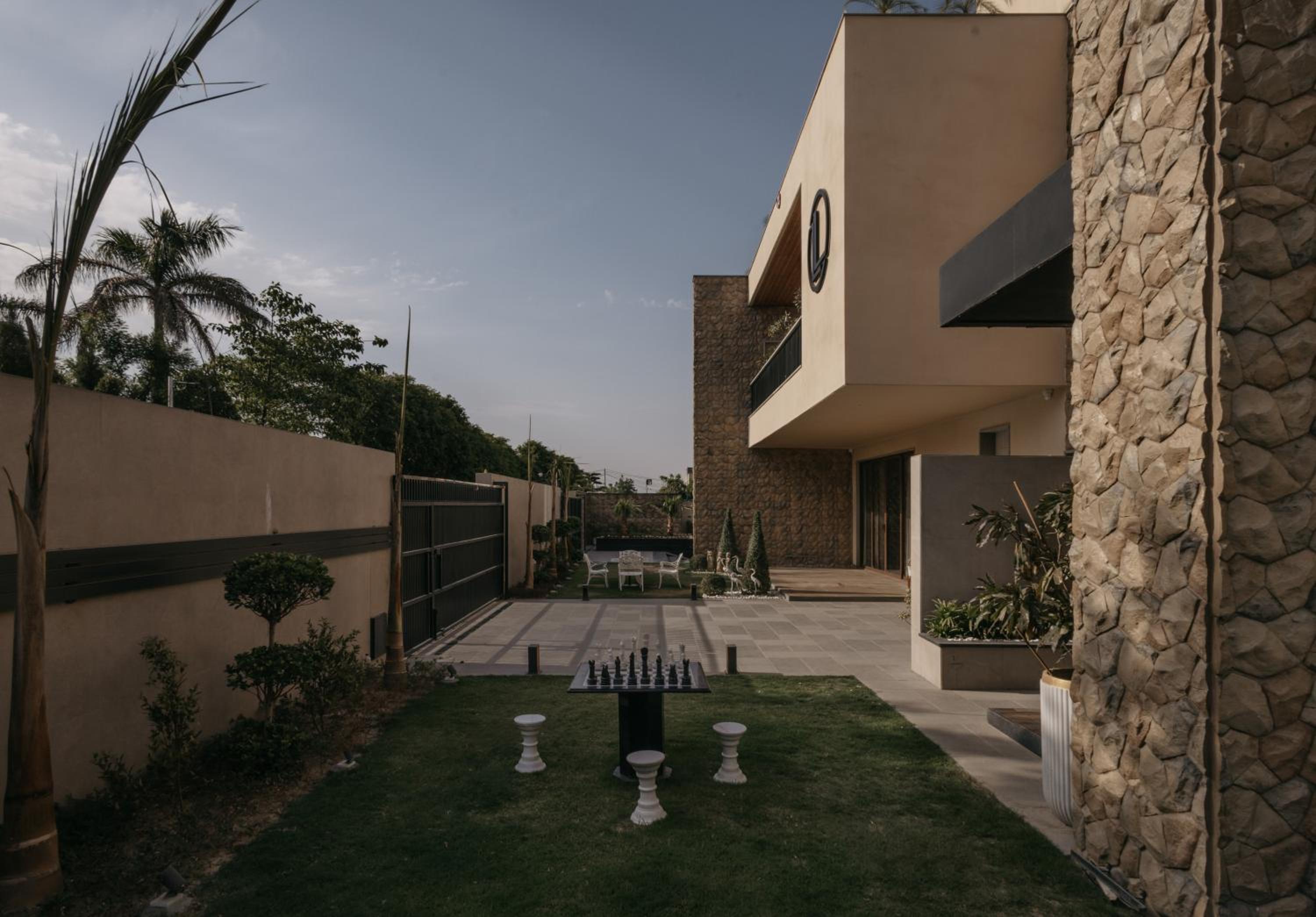 Villa with Private Pool - Photo 29