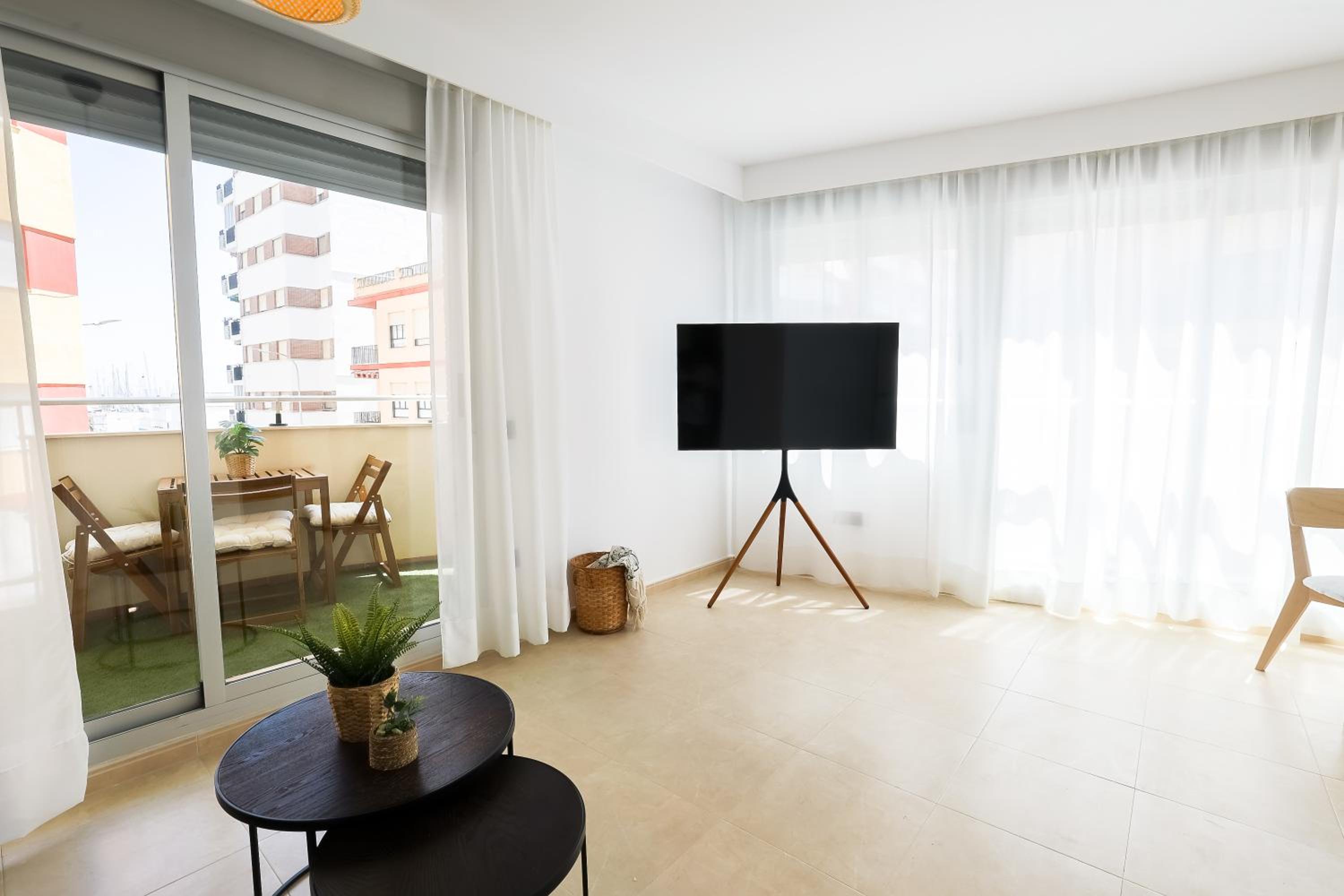One-Bedroom Apartment photo 2