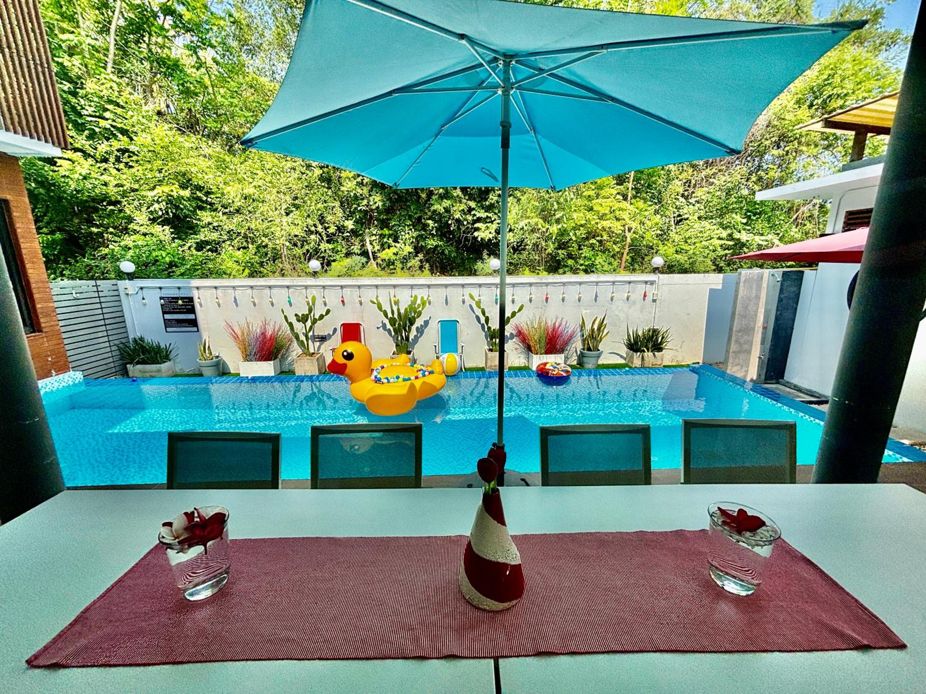 Villa with Private Pool - Photo 77