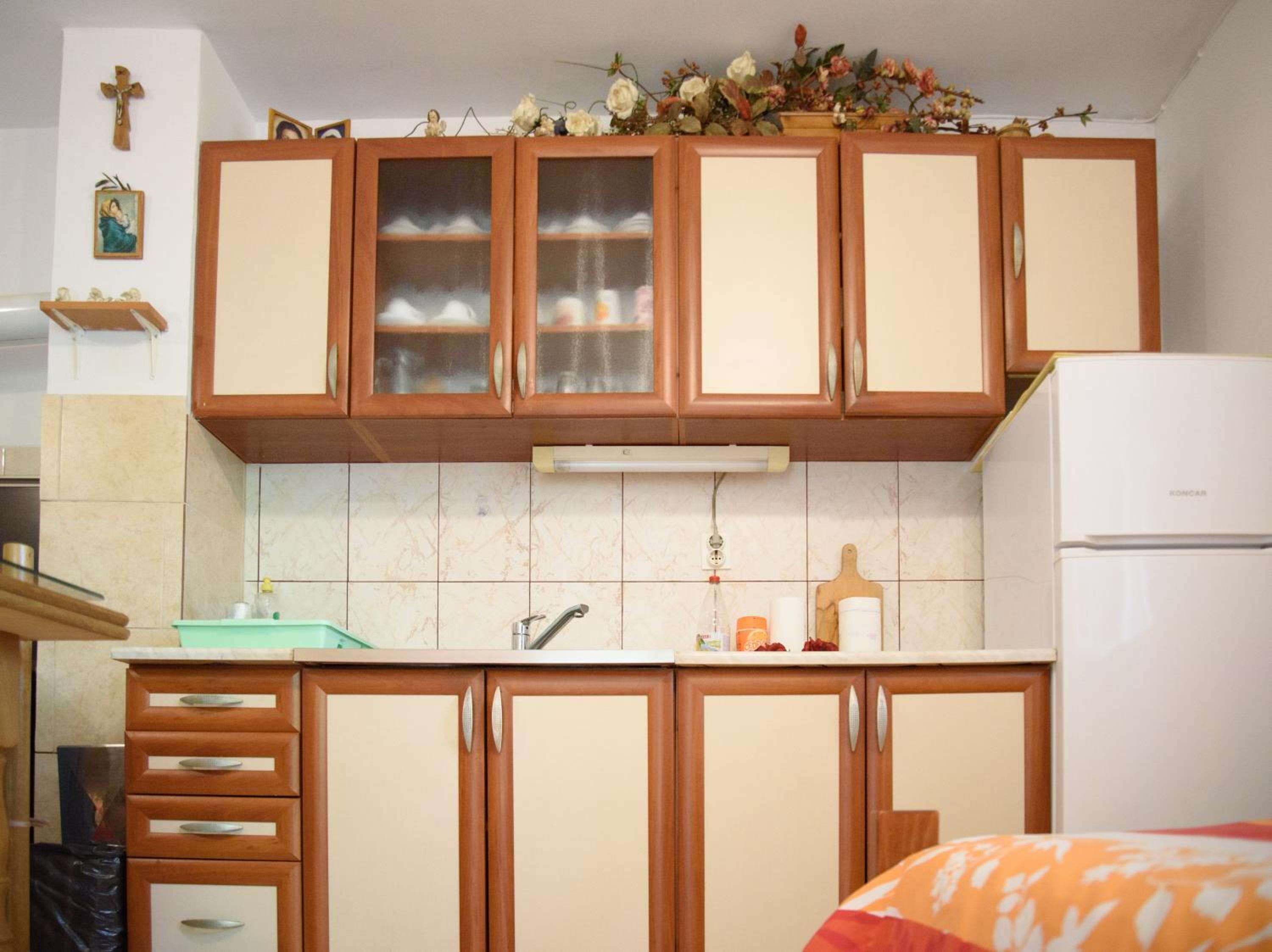 Studio Apartment photo 2