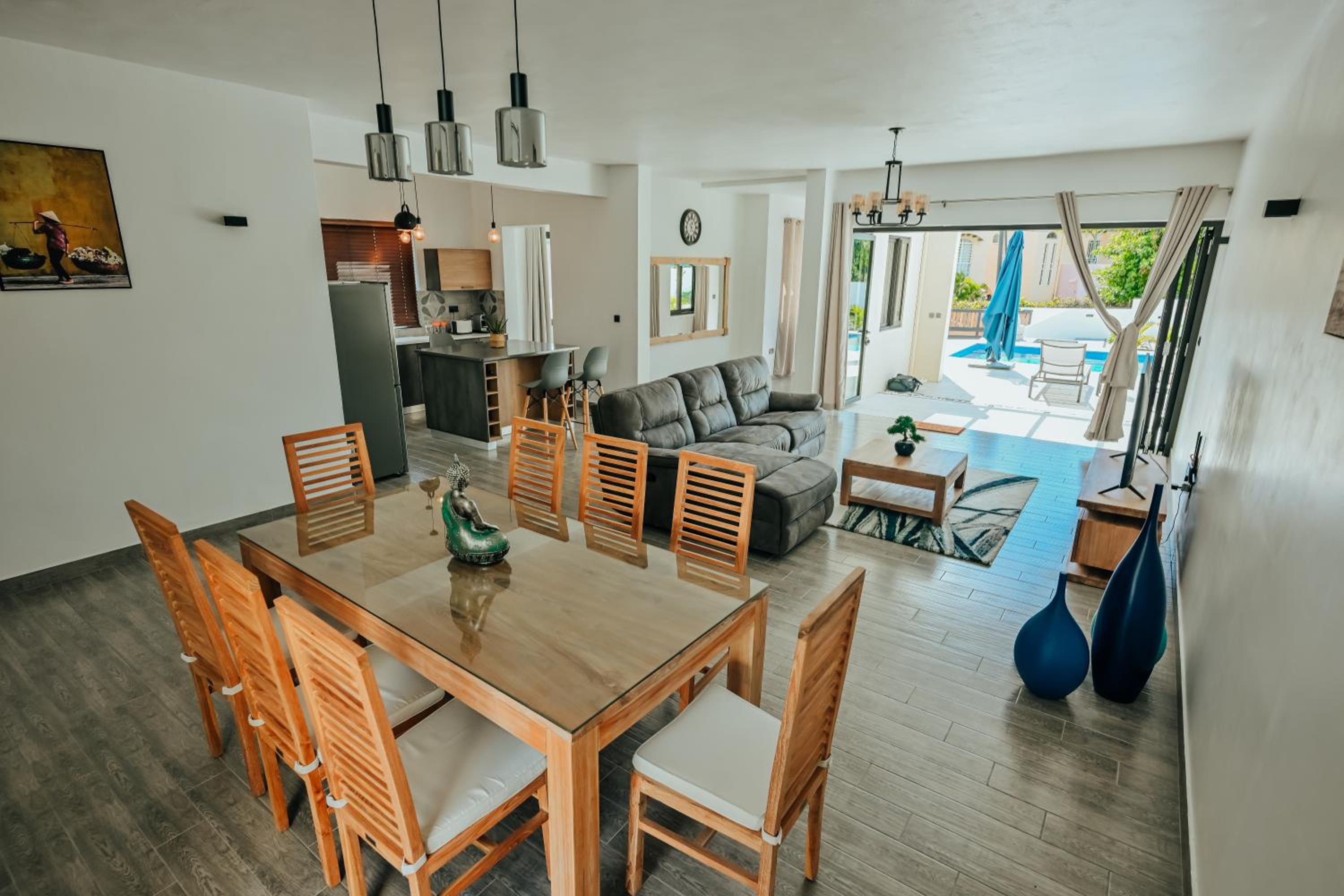 Villa photo 3