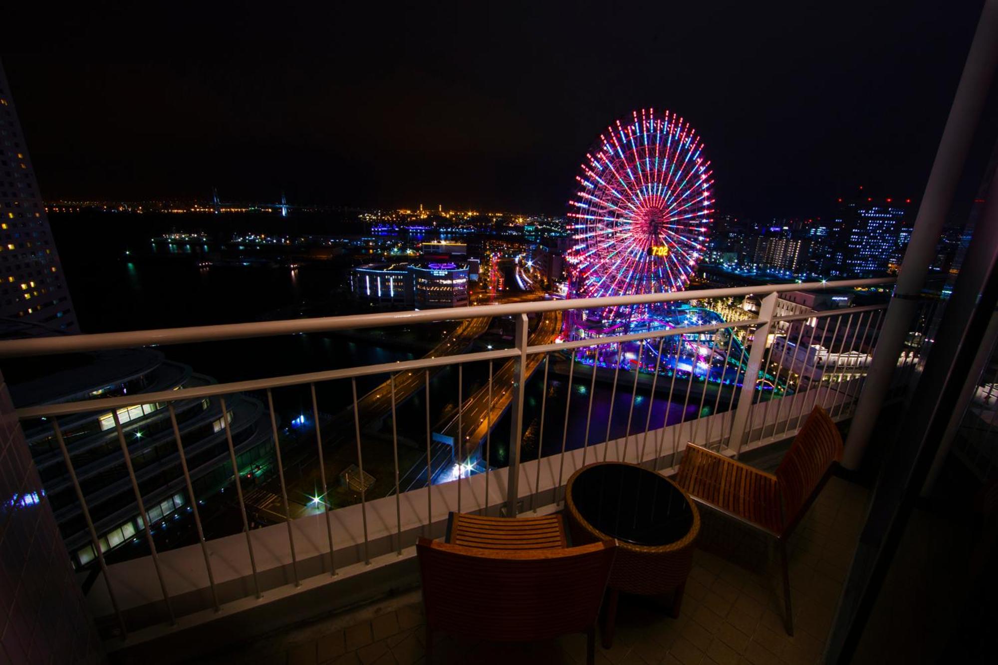 Executive Twin Room with Bay View - Smoking - Photo 2