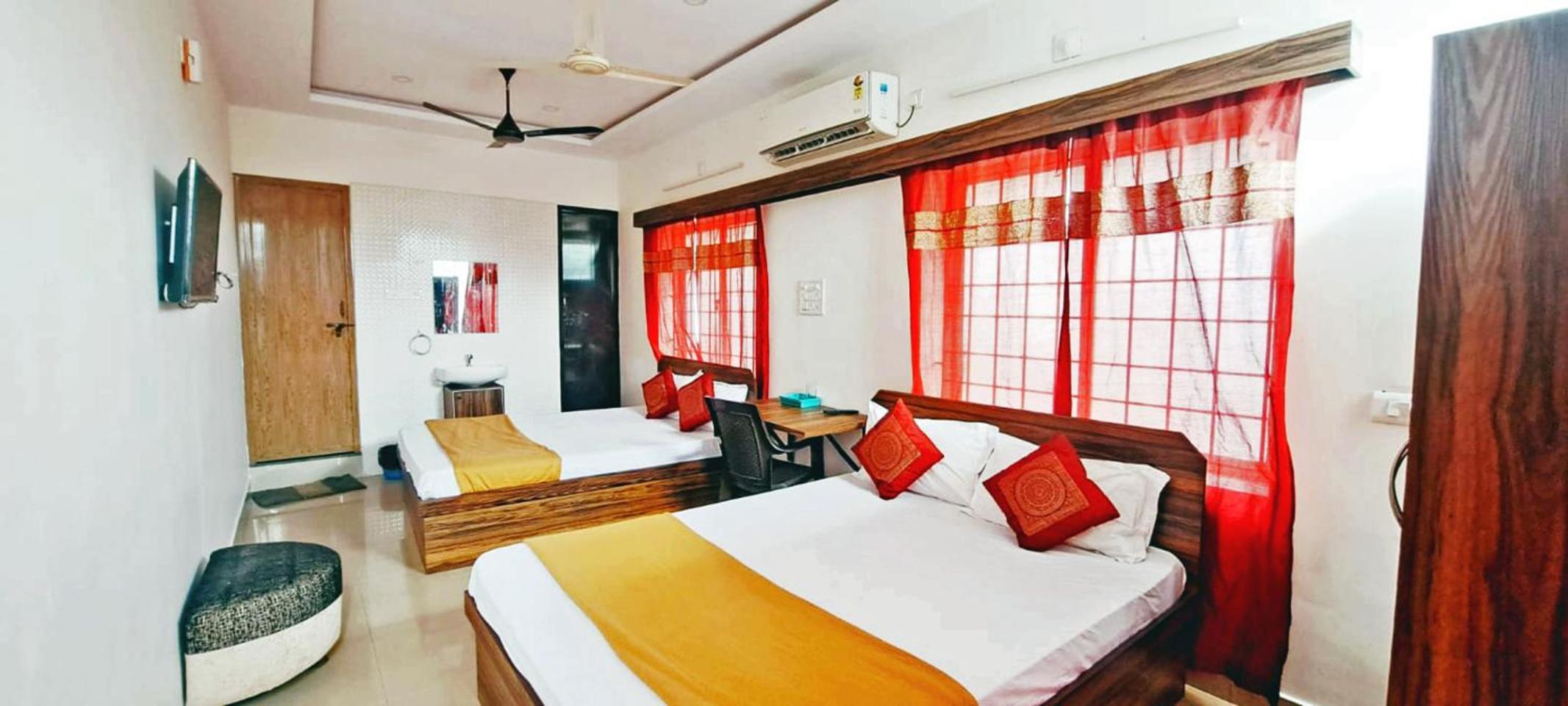 Deluxe Quadruple Room