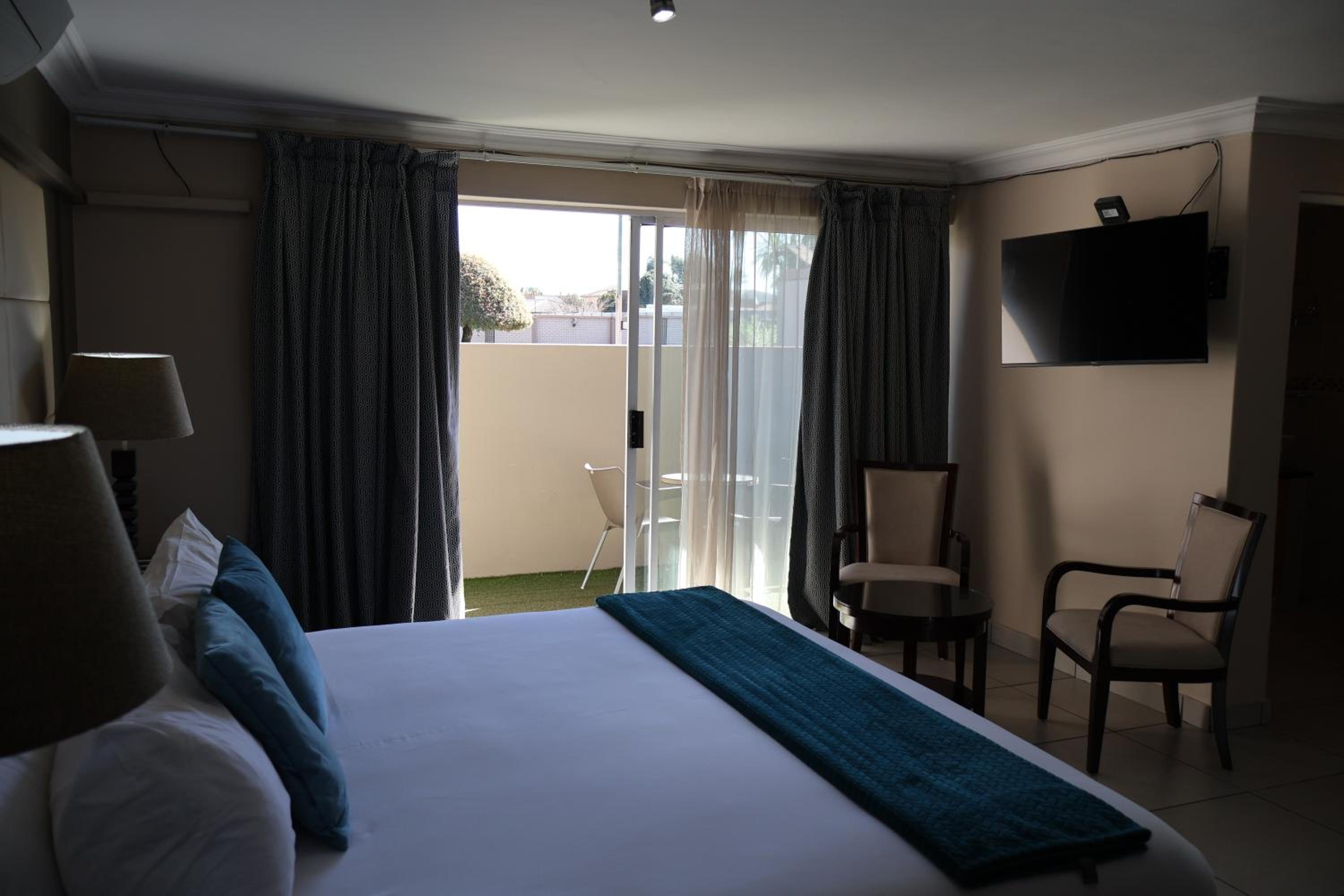 Executive Suite photo 2