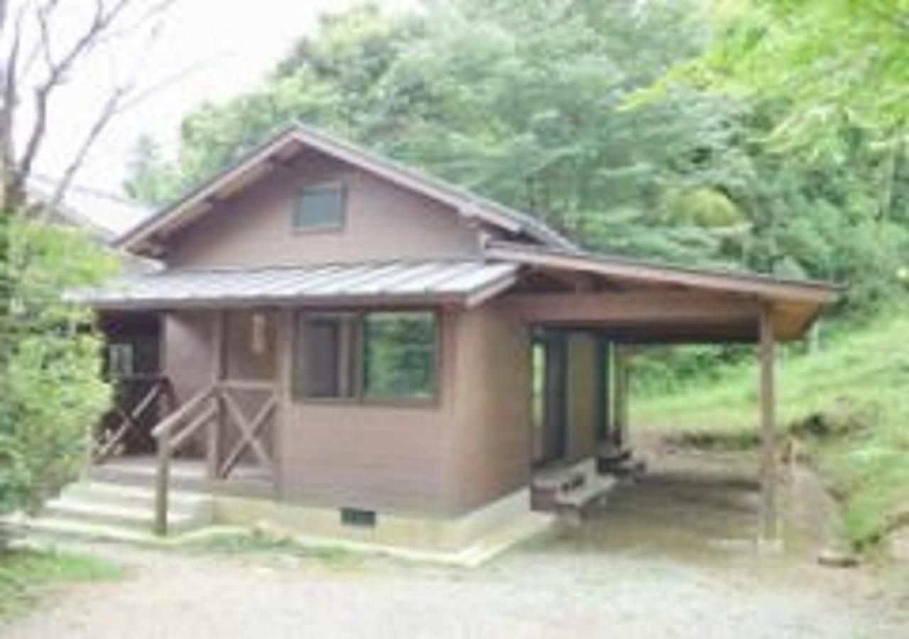 Bungalow photo 2
