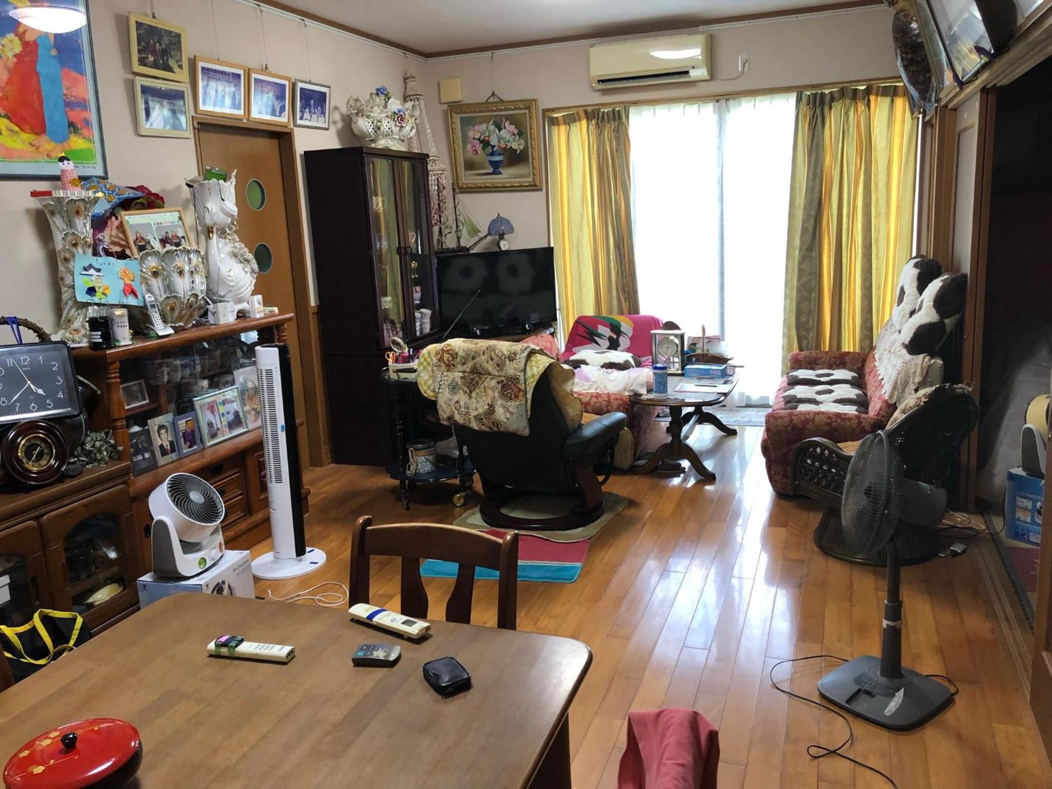 Family Room - Photo 2