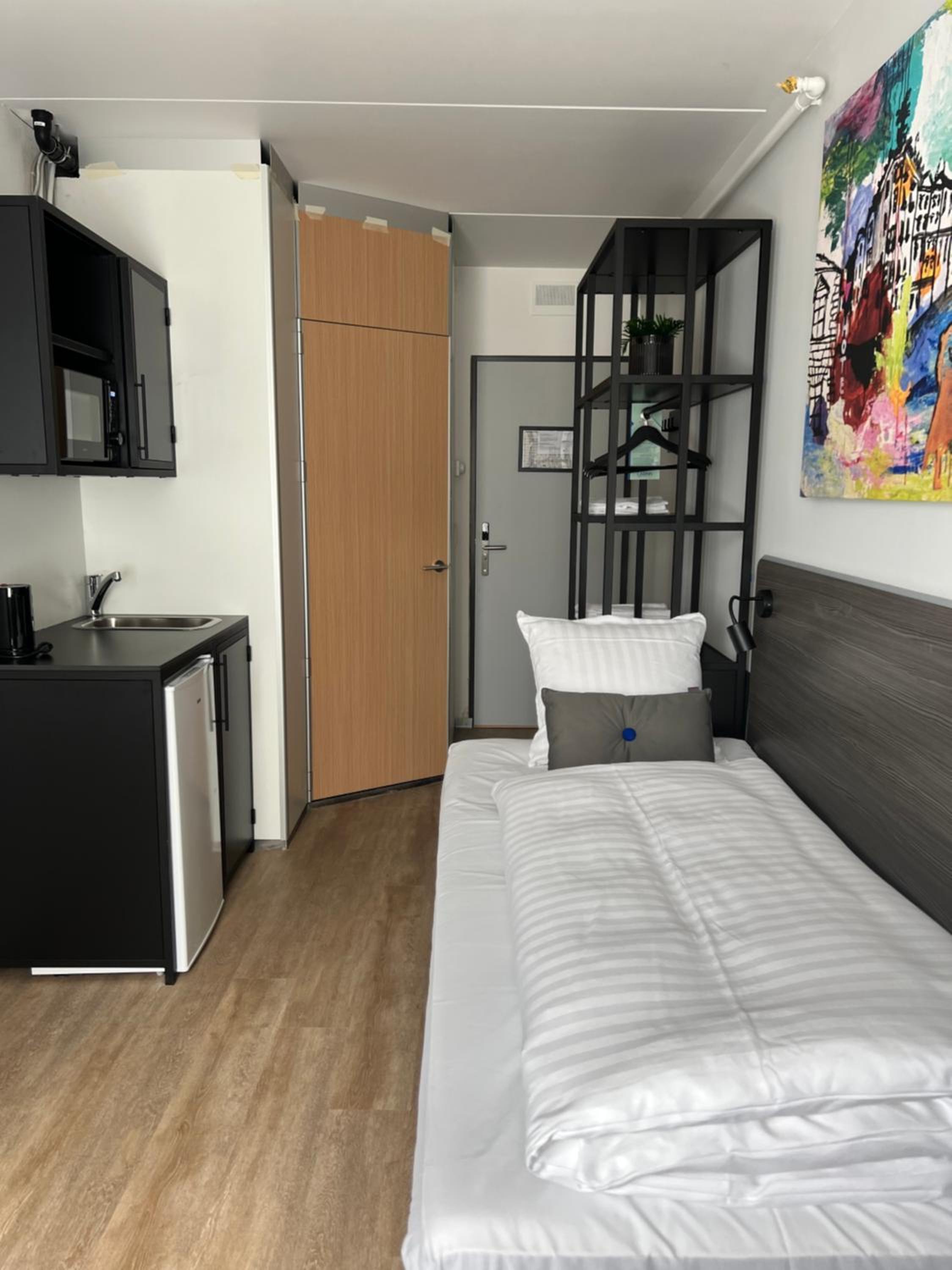 Studio Apartment