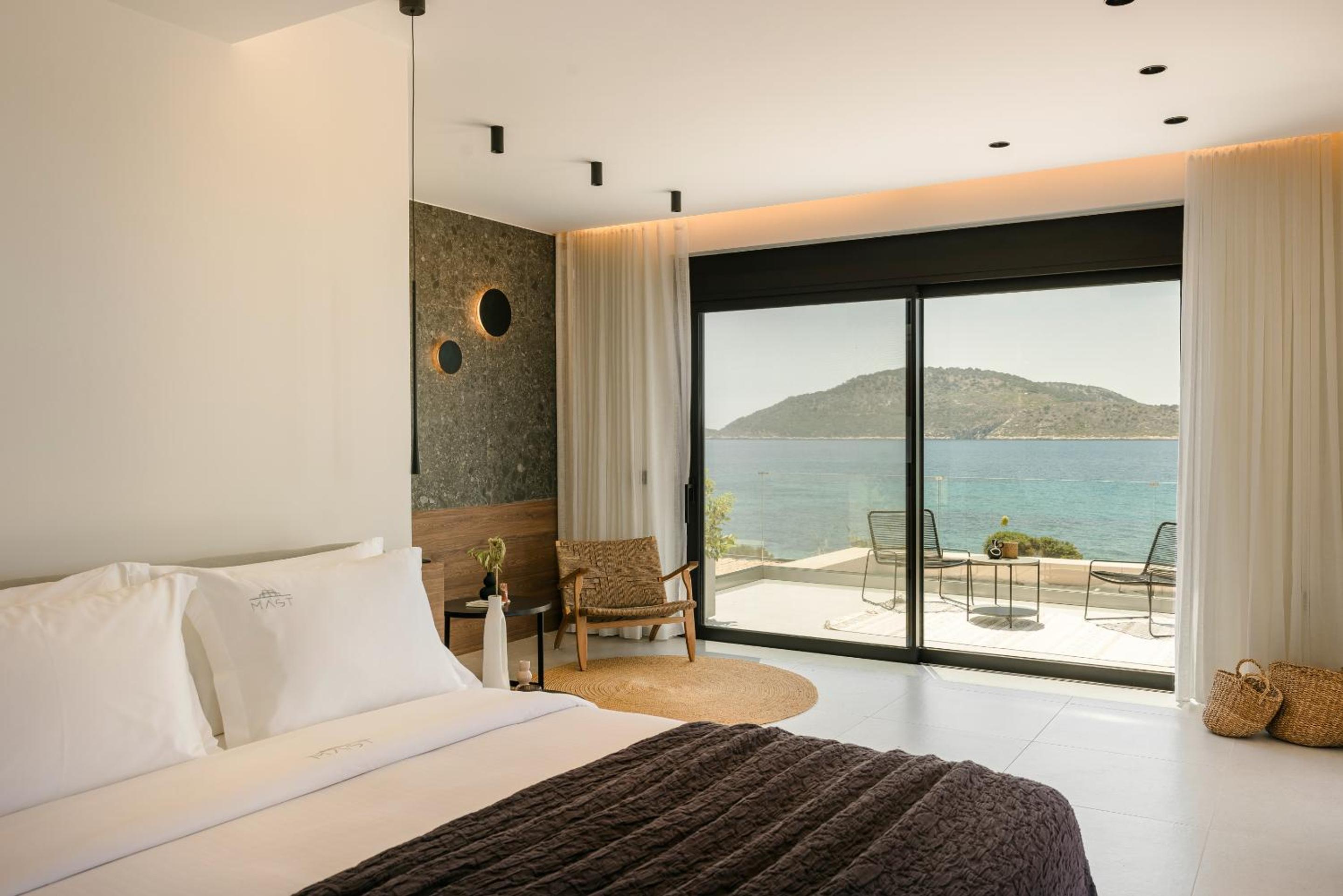 One-Bedroom Apartment with Sea View photo 3