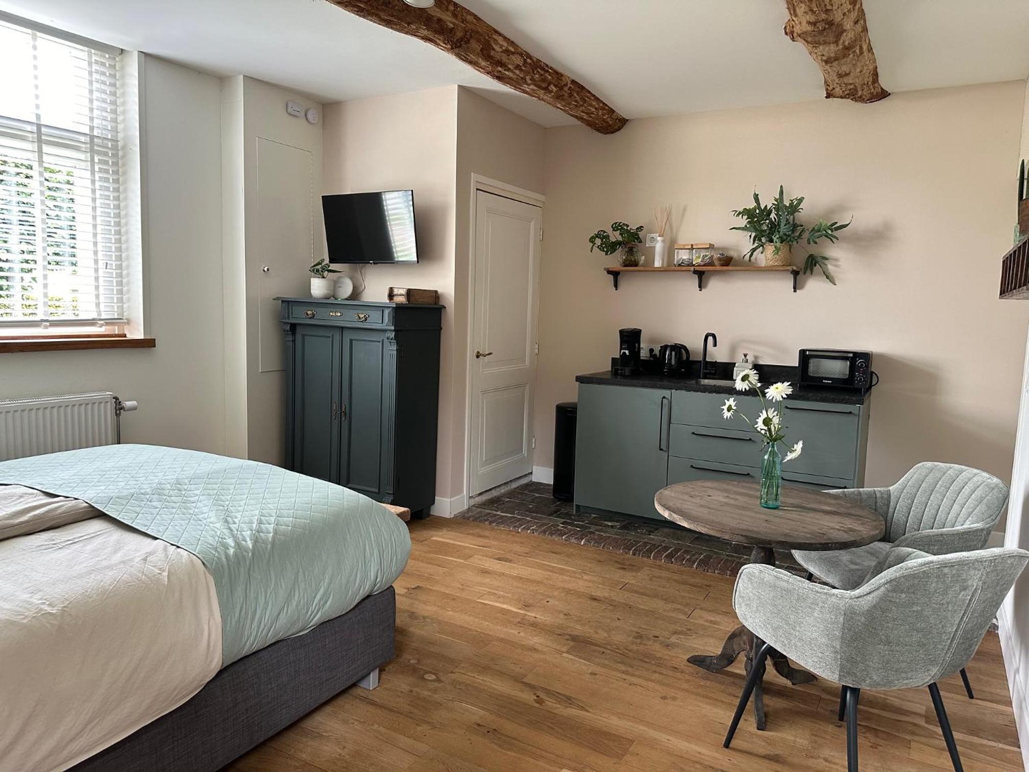 Double Room with Private Bathroom photo 1