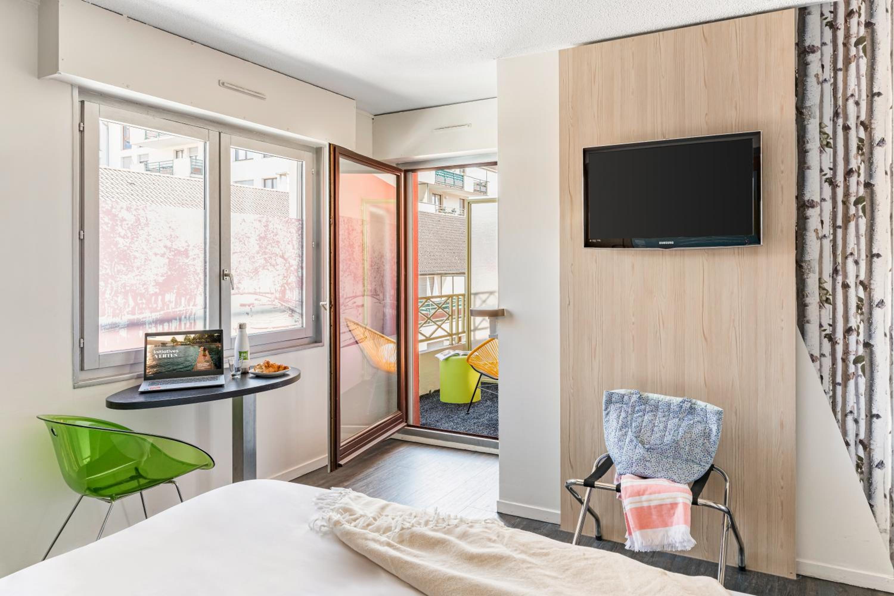 Standard Double Room - Photo 4