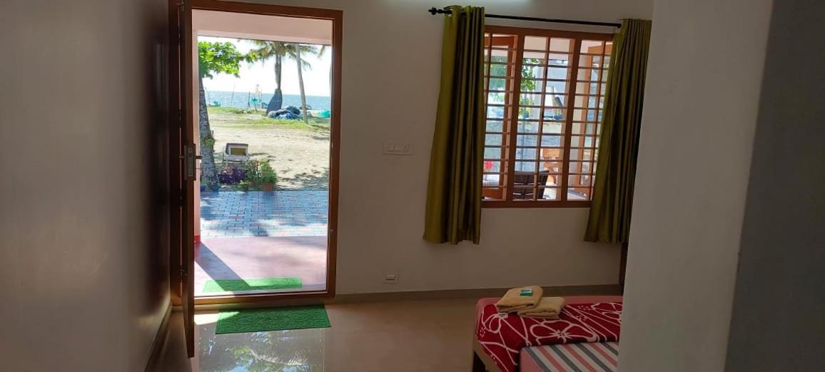 Family Room with Sea View photo 1