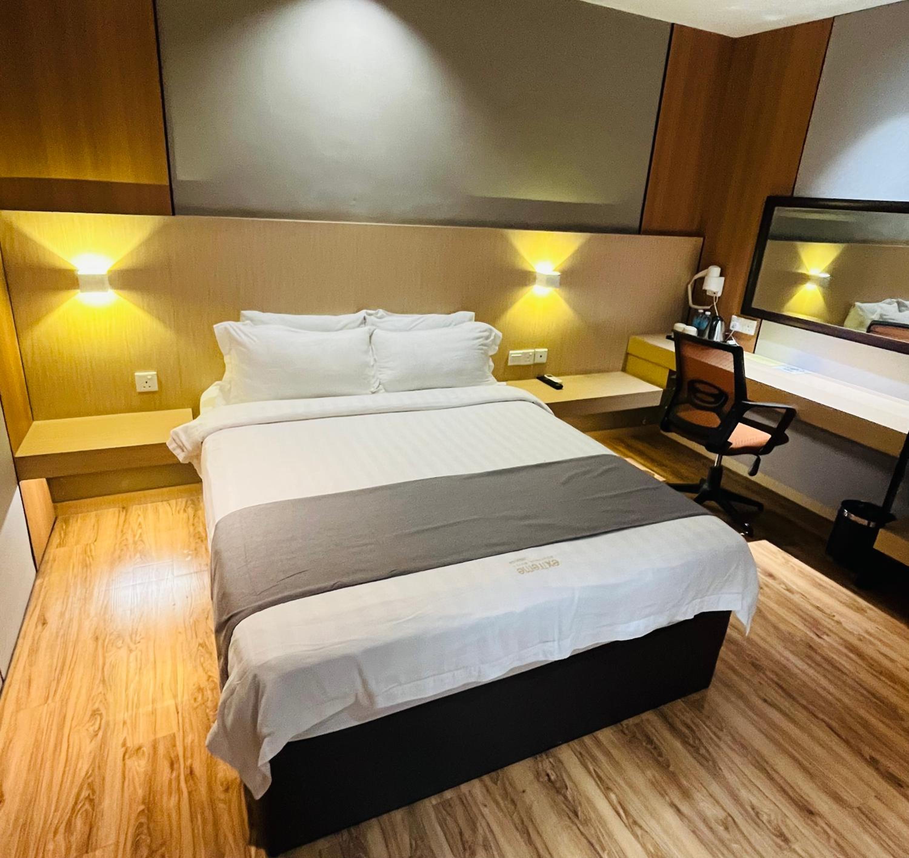 Superior Queen Room