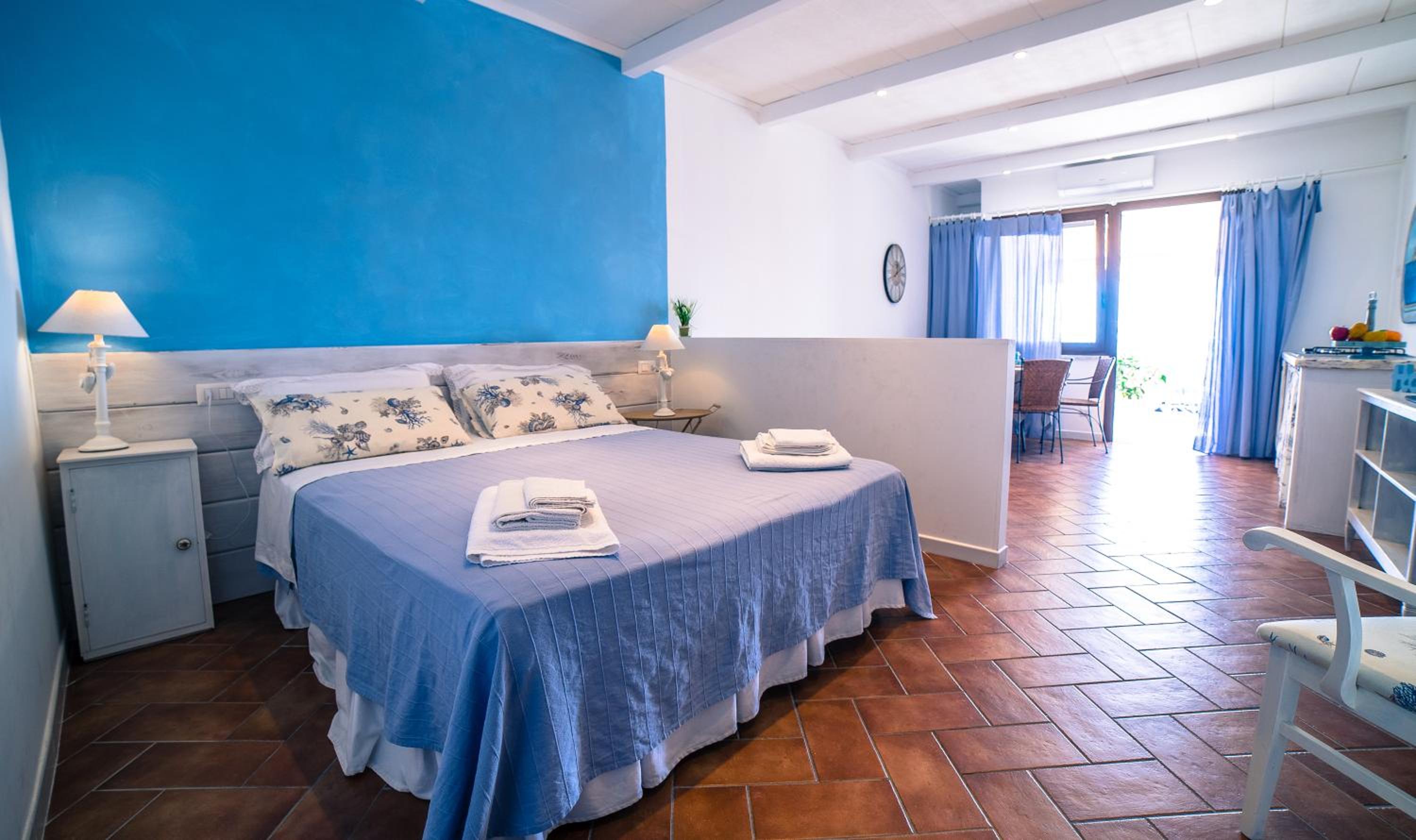 Studio Apartment With Sea View