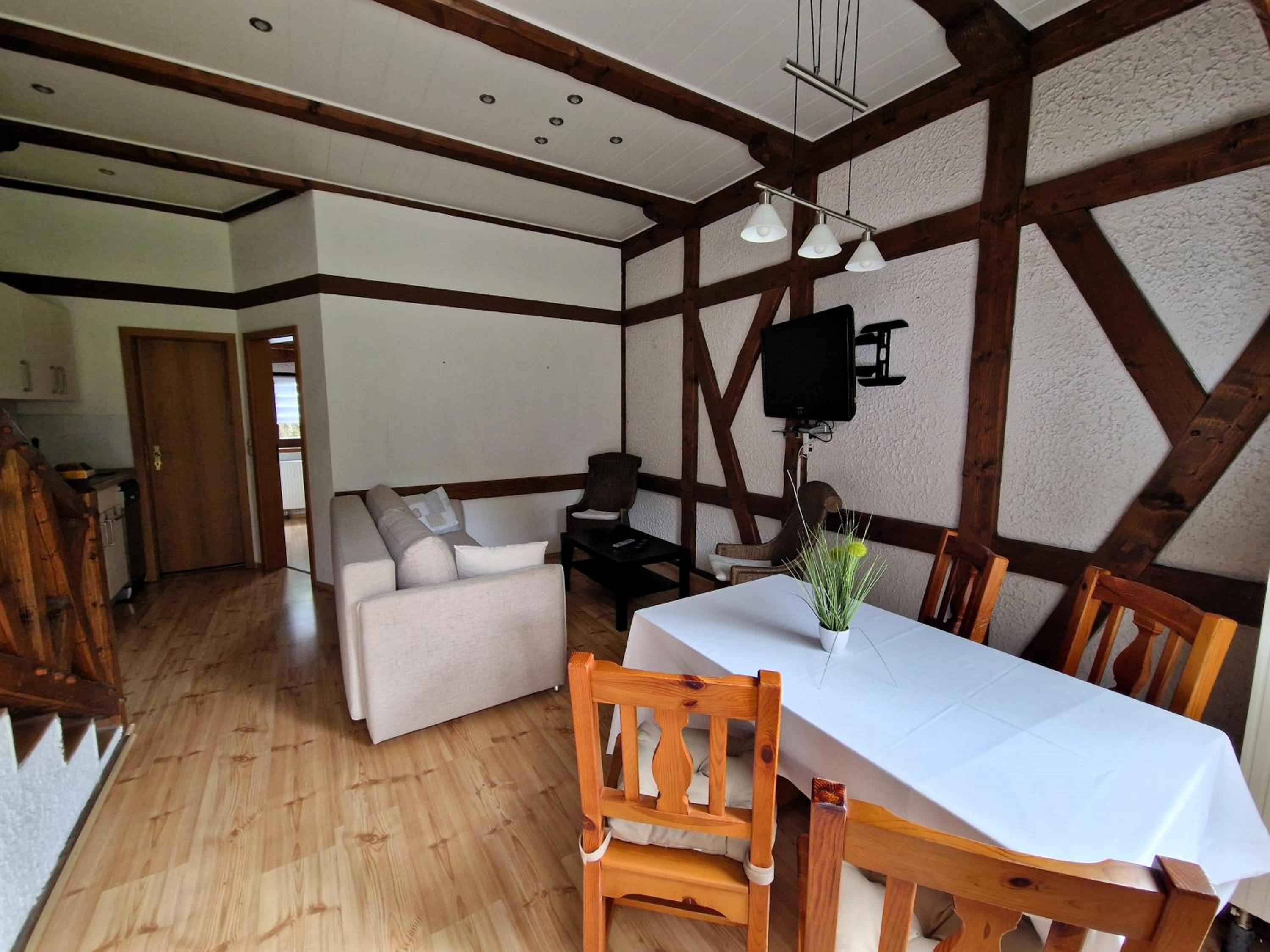 Two-Bedroom Holiday Apartment - Photo 5