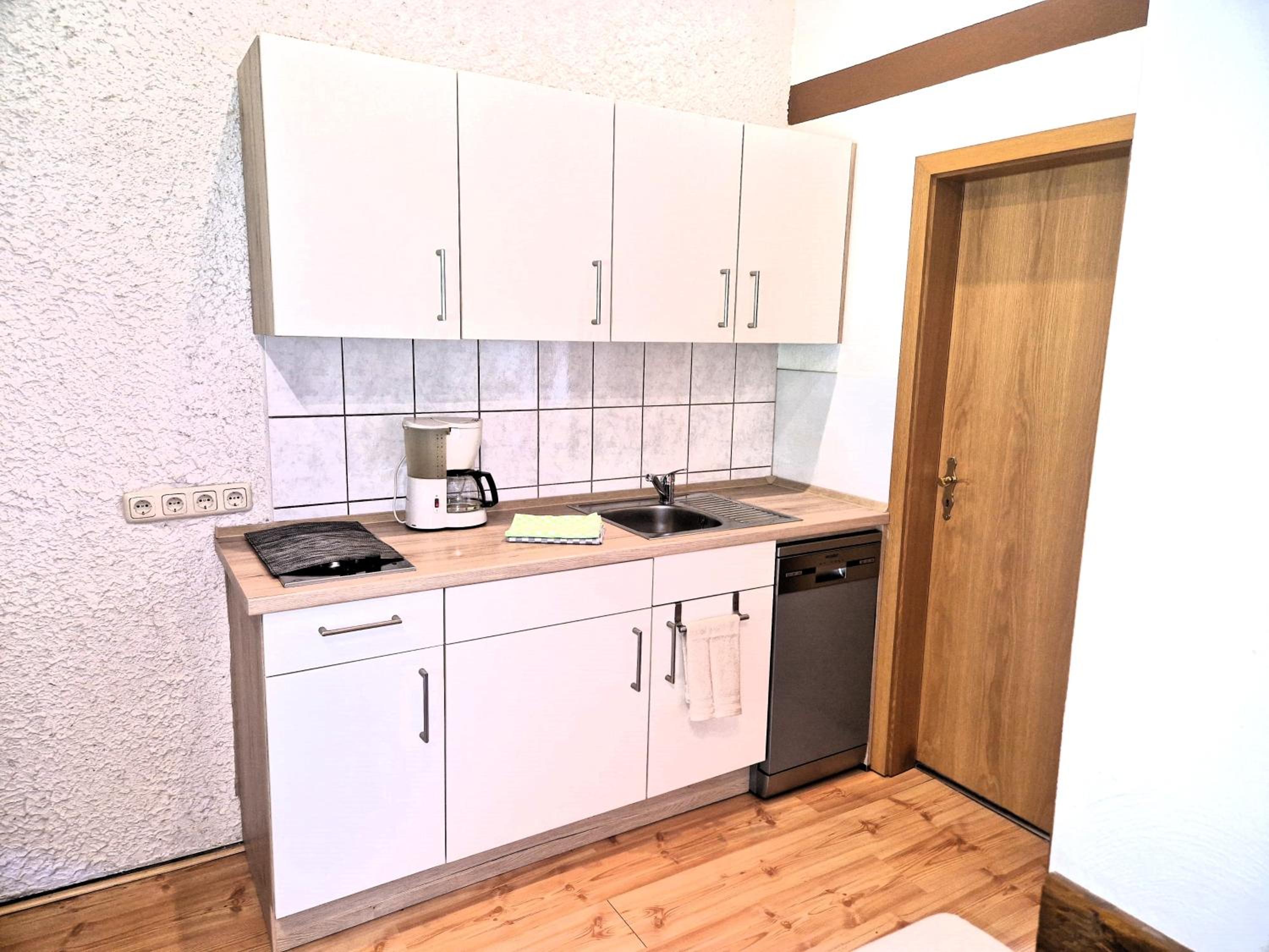 Two-Bedroom Holiday Apartment - Photo 8
