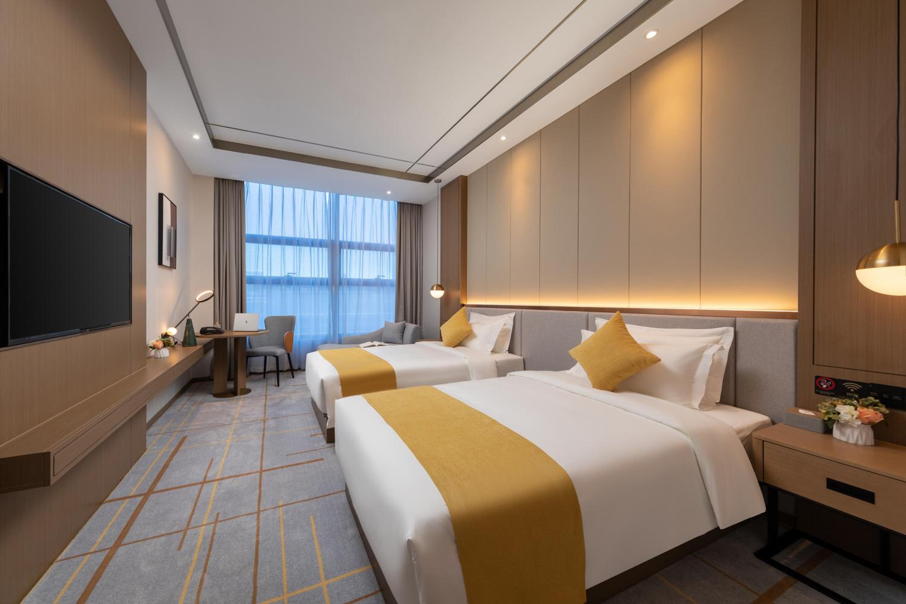 Deluxe Twin Room photo 3