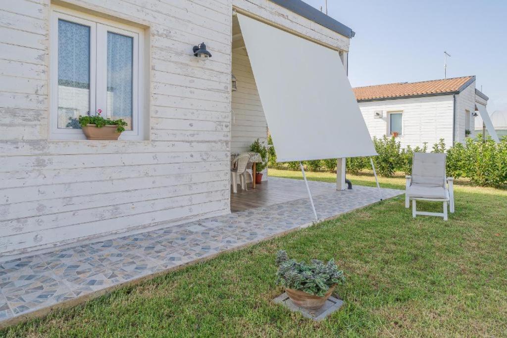Bungalow with Garden View