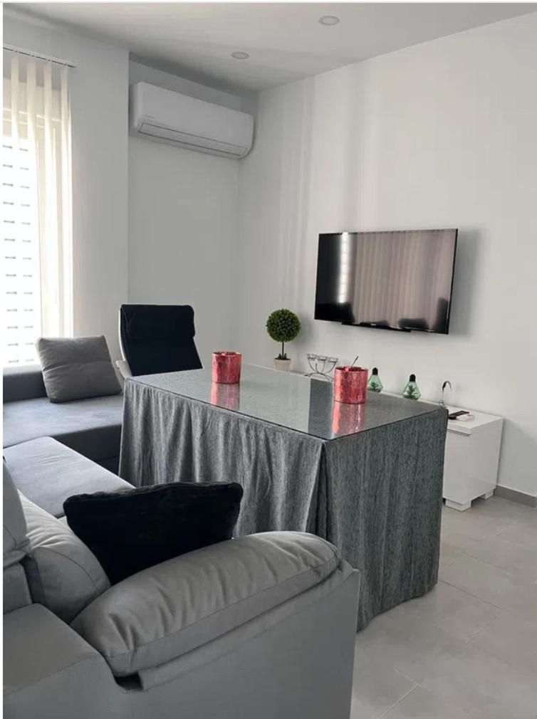 Casa de cuatro habitaciones