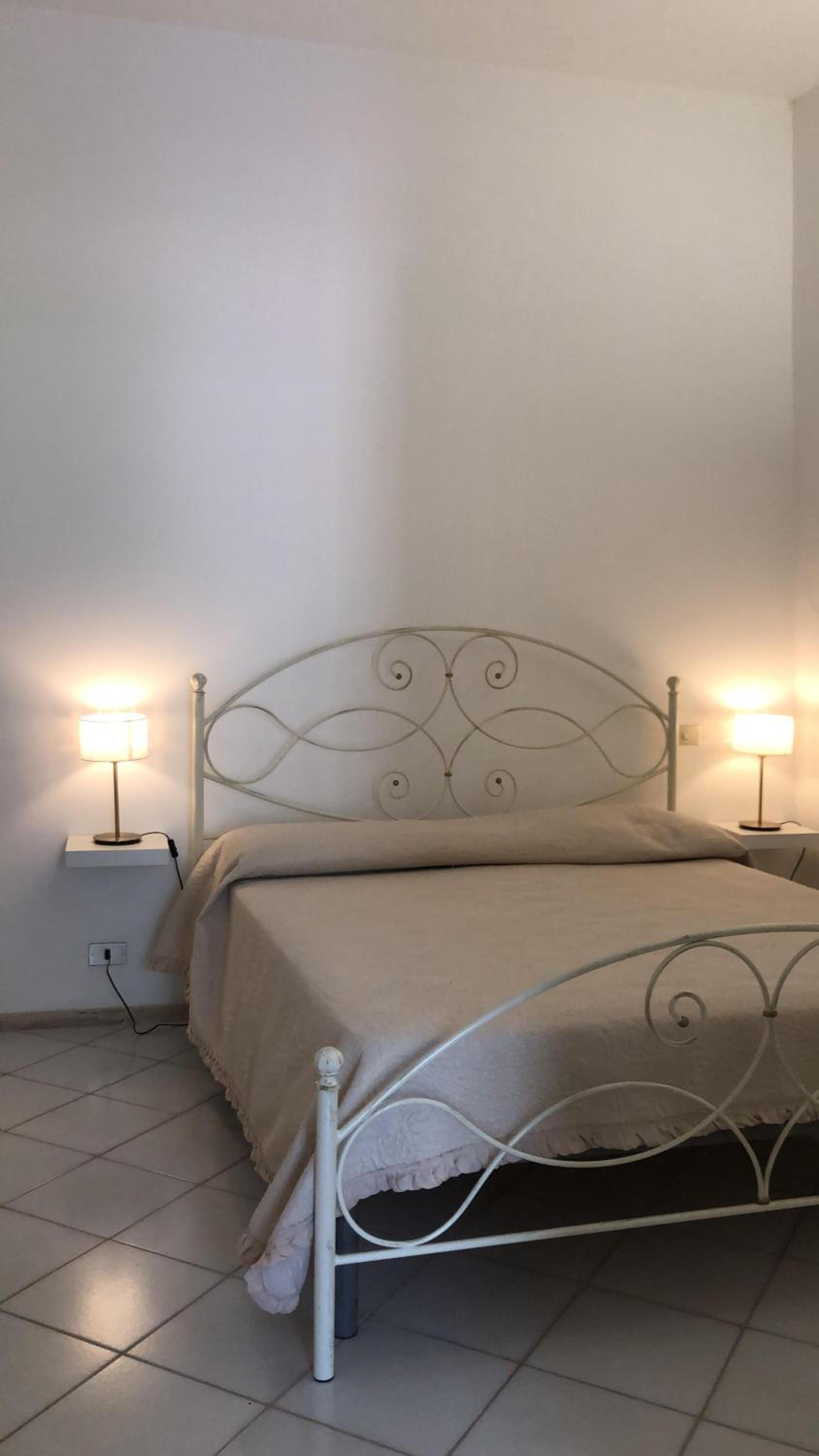 One-Bedroom Apartment with Terrace