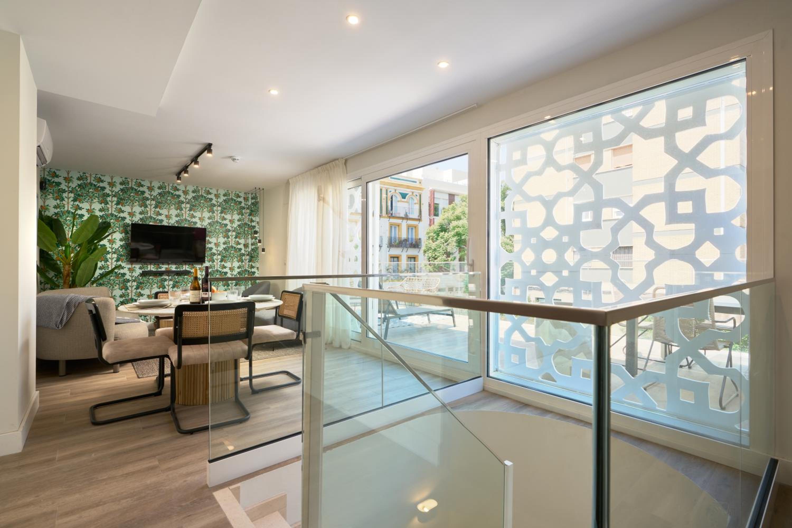 Apartamento de Dos Habitaciones con Terraza
